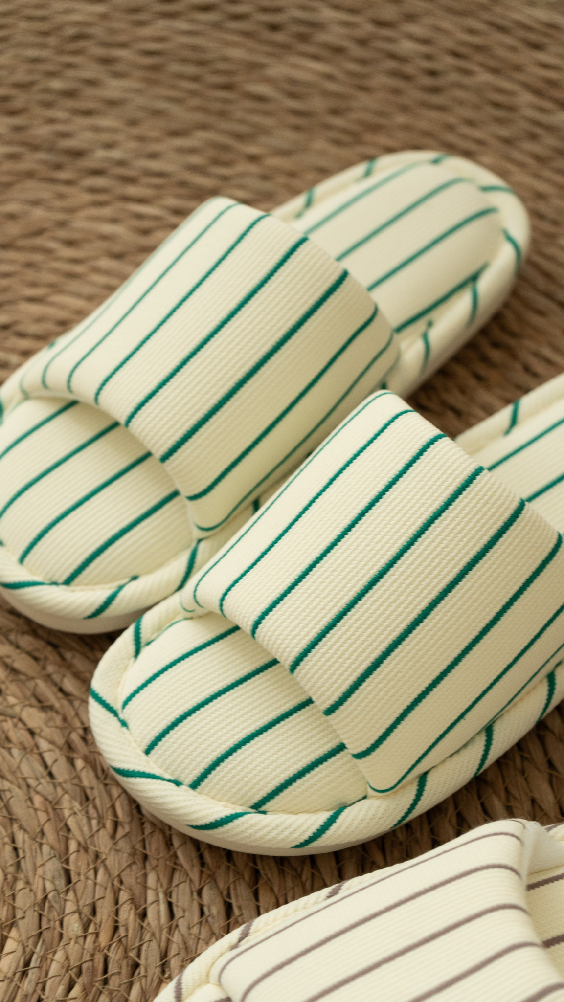 【靜音防滑】線條棉質室內拖鞋