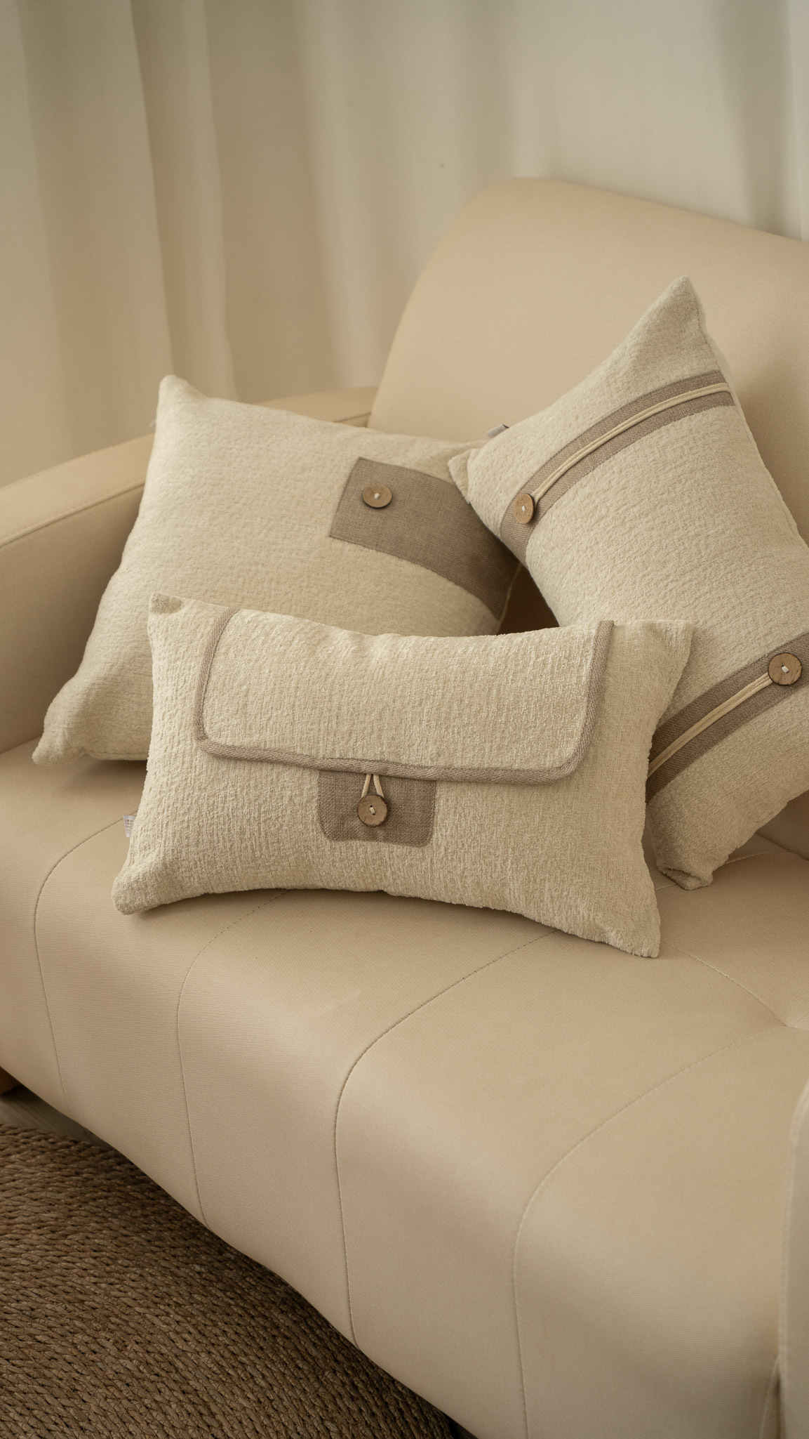 侘寂風輕奢鈕扣抱枕