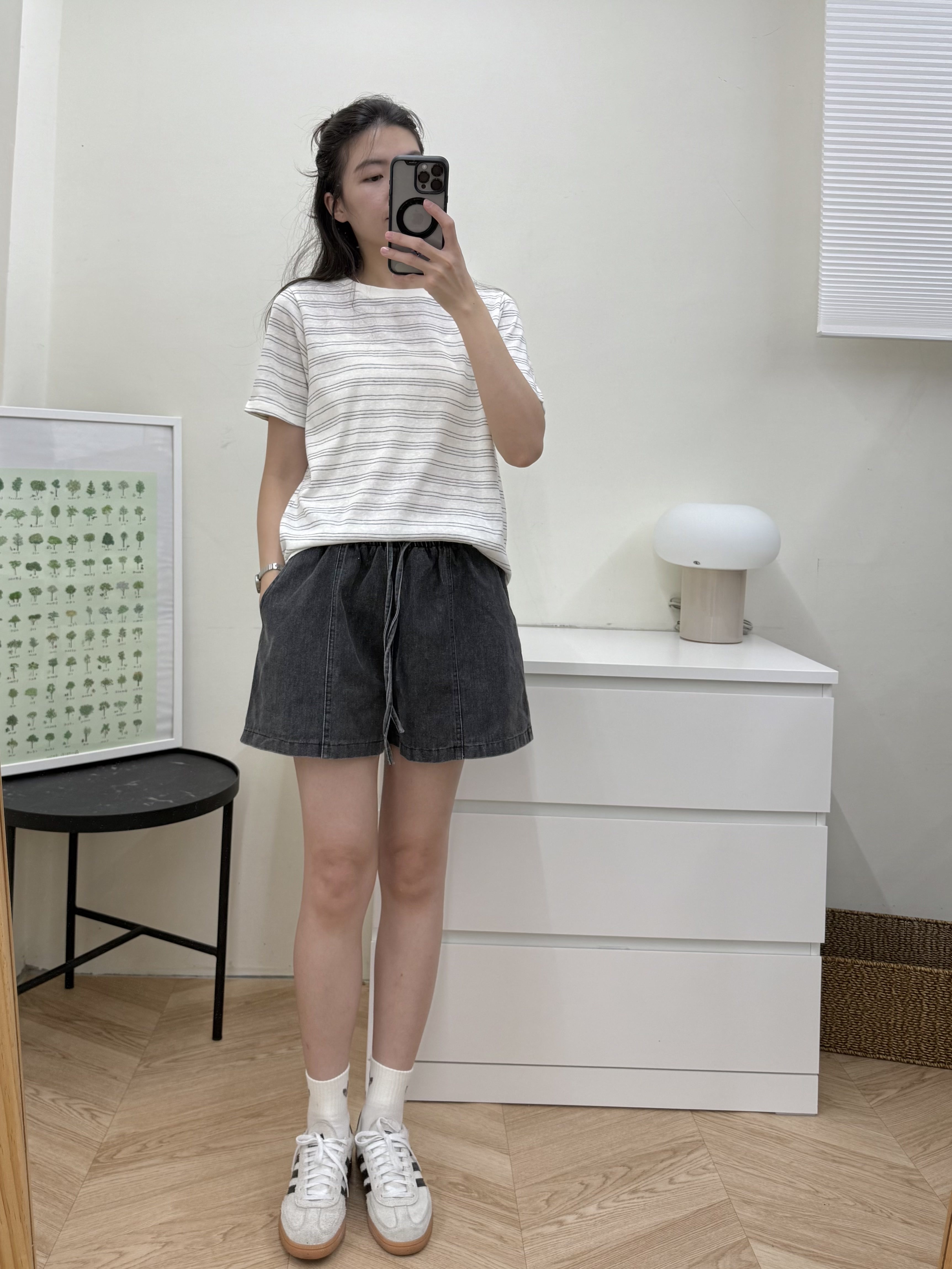 前車線鬆緊牛仔短褲