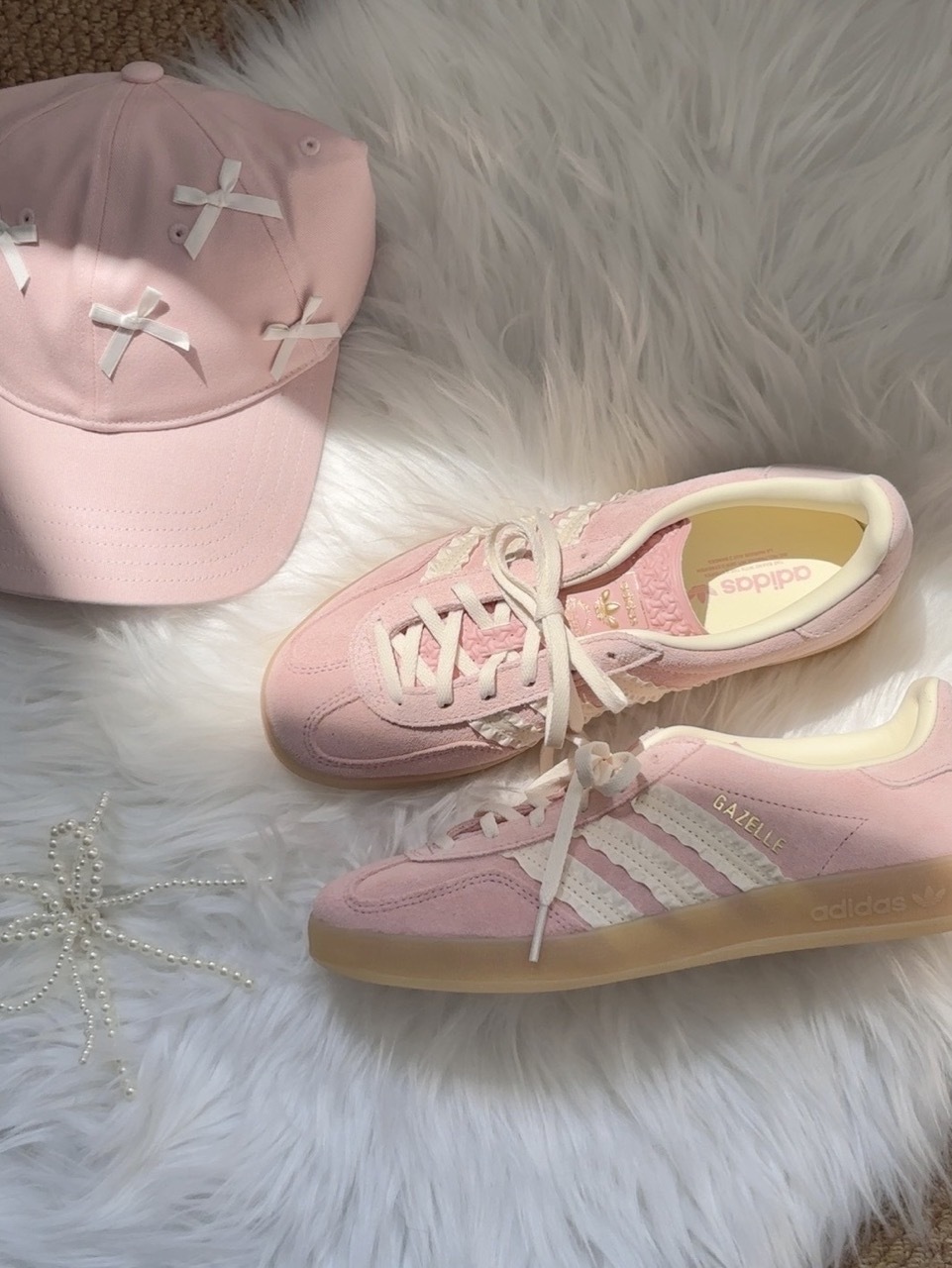 ADIDAS GAZELLE INDOOR 奶油蜜桃粉 柔粉 米白 奶油白 荷葉邊 花邊 女鞋 JS1413 / 現貨