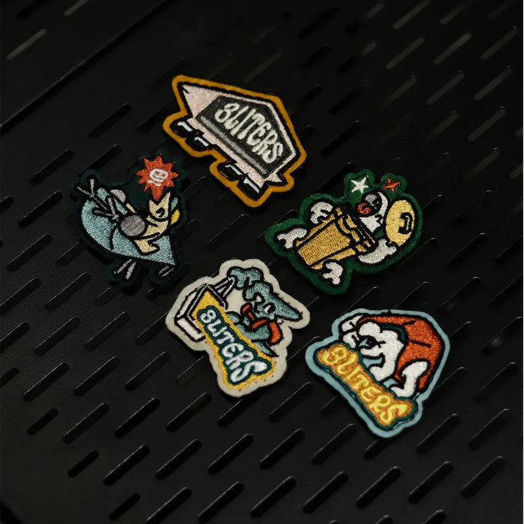 【3LITERS】3000 X 3LITERS 五告怪魔鬼氈 布章套組（一組5隻）