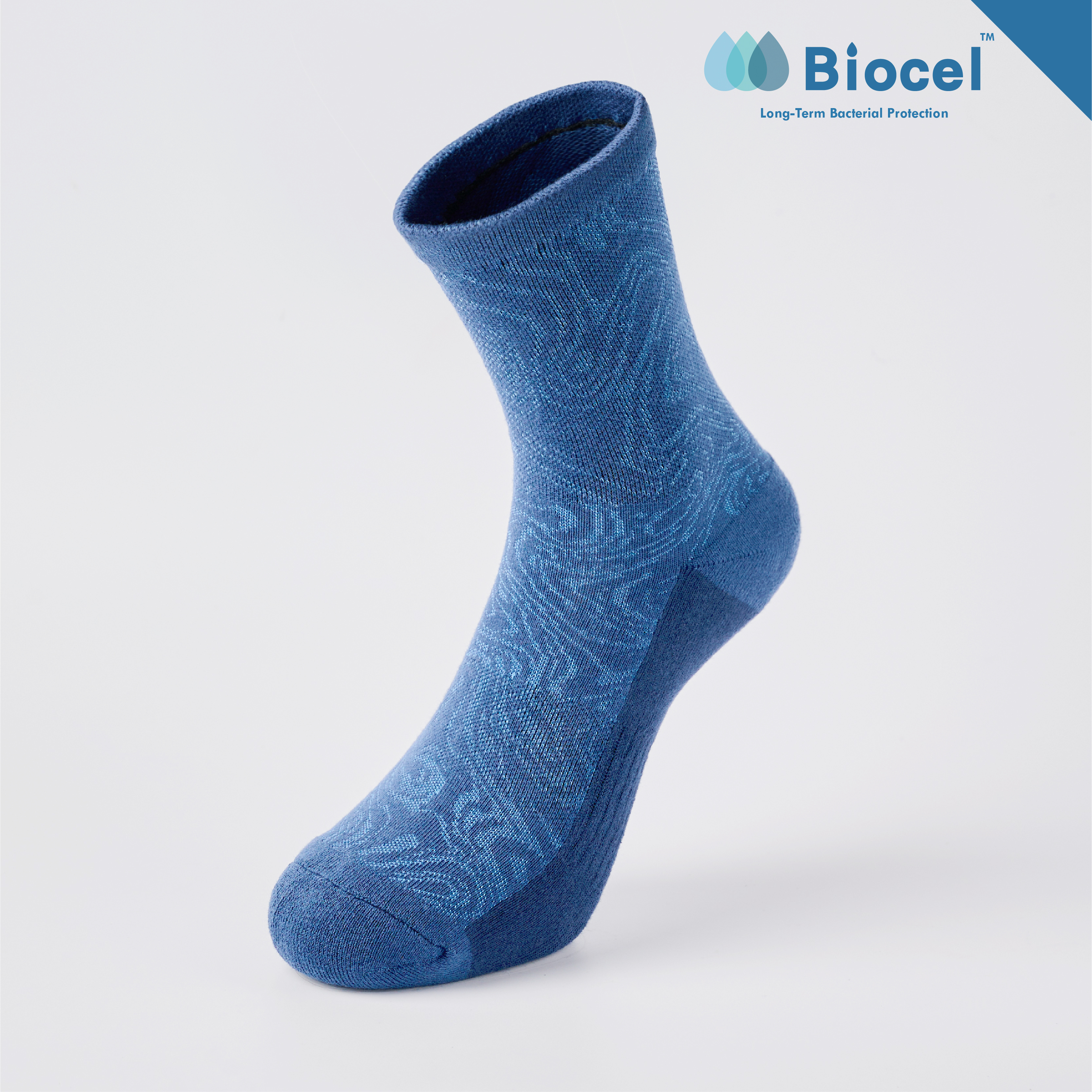 拓荒者 抗菌運動中筒襪〈藍〉