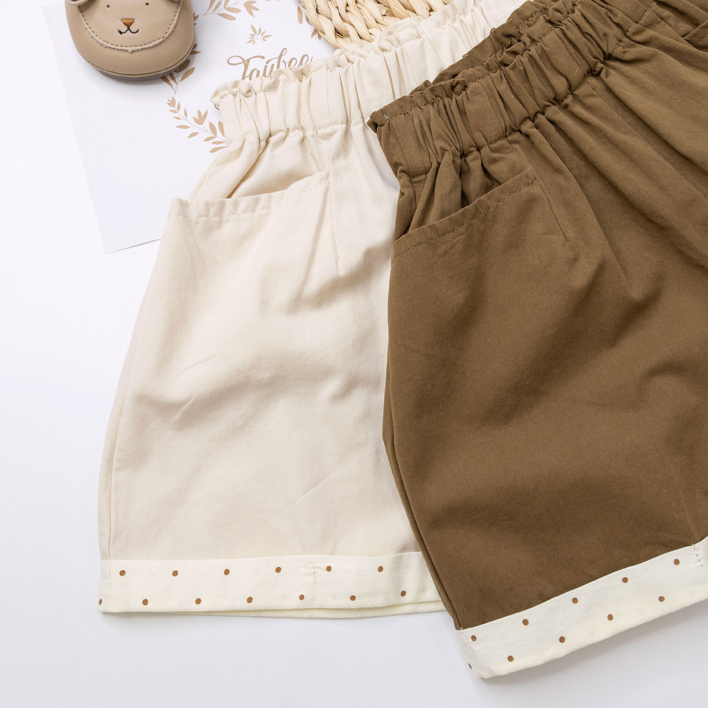 可愛小點點反褶設計短褲＊二色 (H50723)