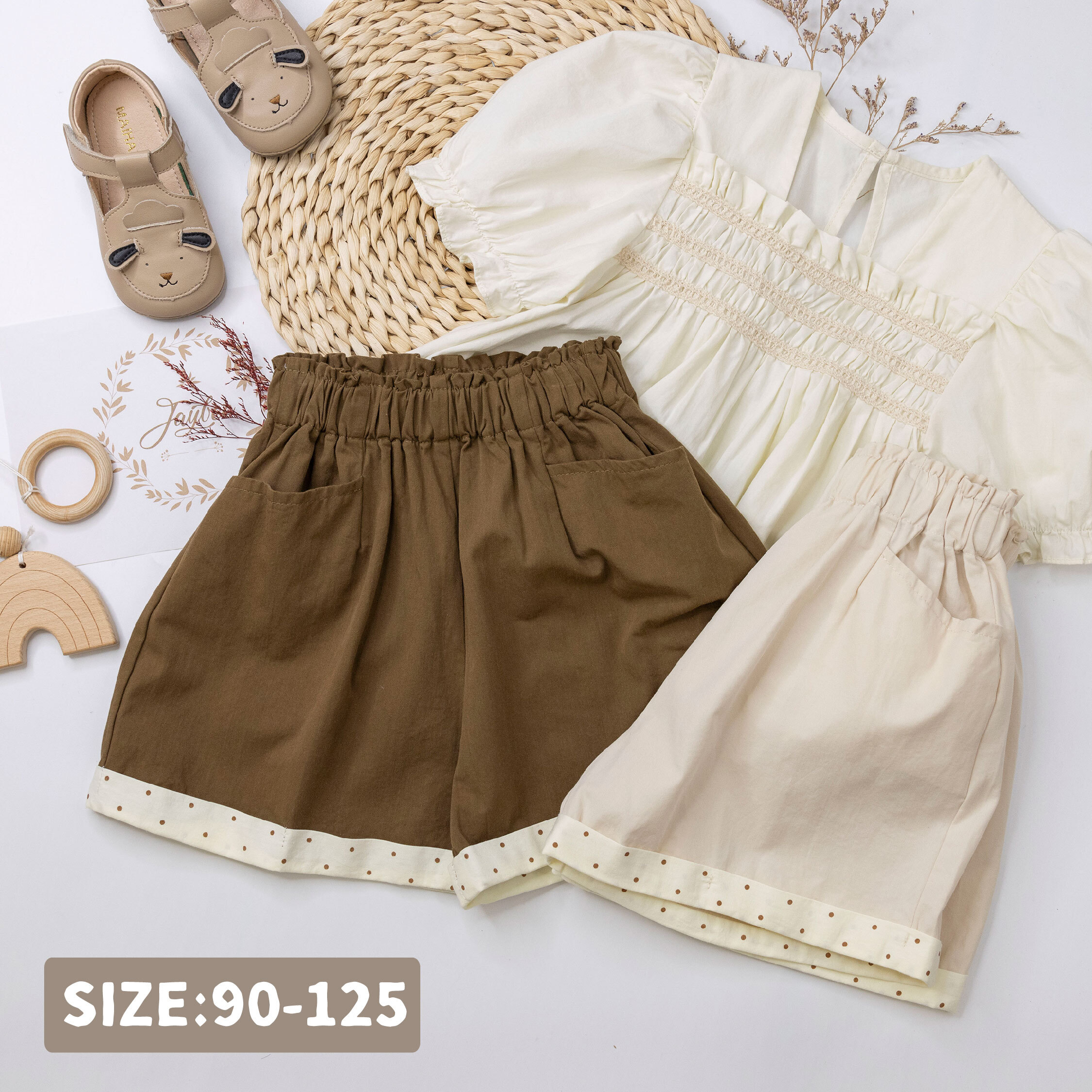 可愛小點點反褶設計短褲＊二色 (H50723)