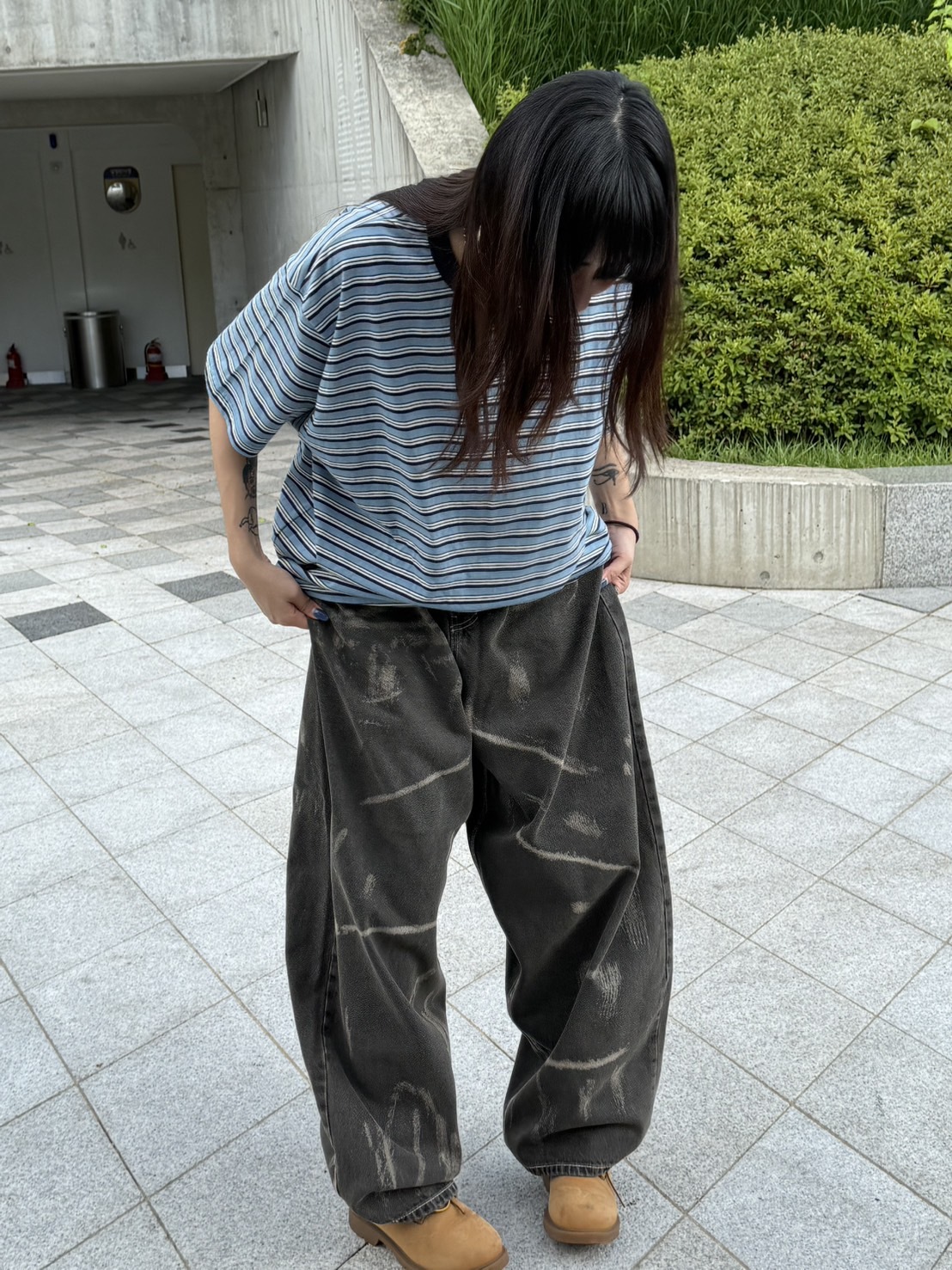 爆款灰塵牛仔褲