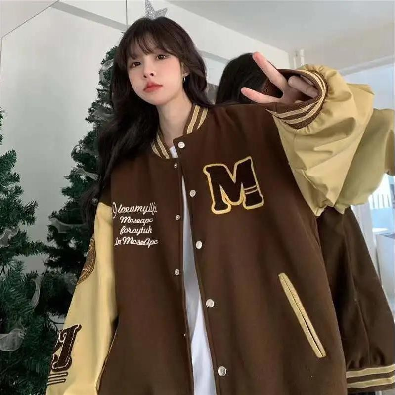 Loose Fit Minimalist College-Style Baseball Jacke