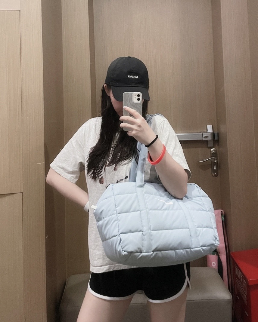 NIKE 空氣感枕頭羽絨包 四色 防水