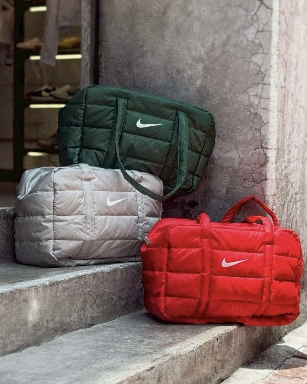 NIKE 空氣感枕頭羽絨包 四色 防水