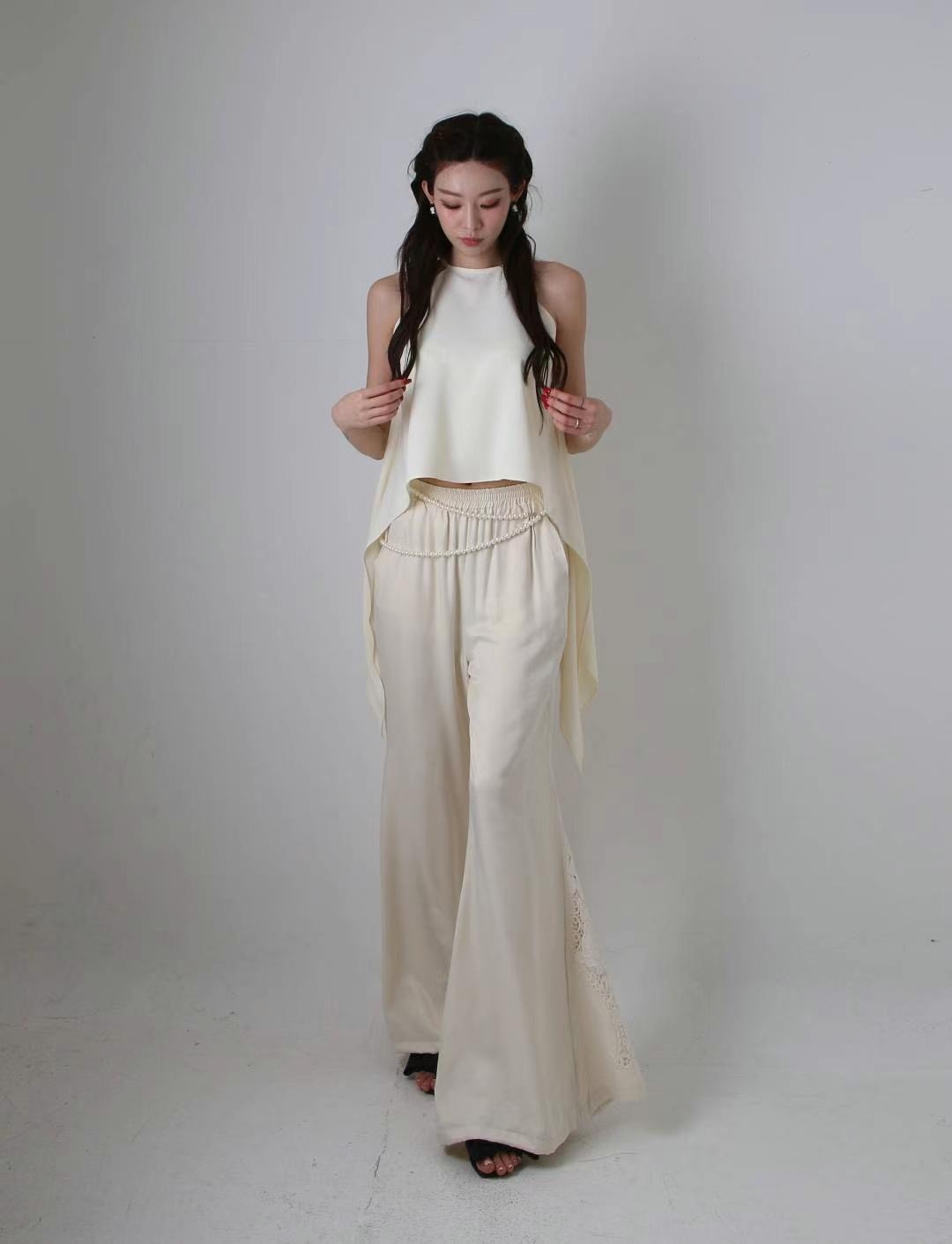 側拚蕾絲喇叭寬長褲