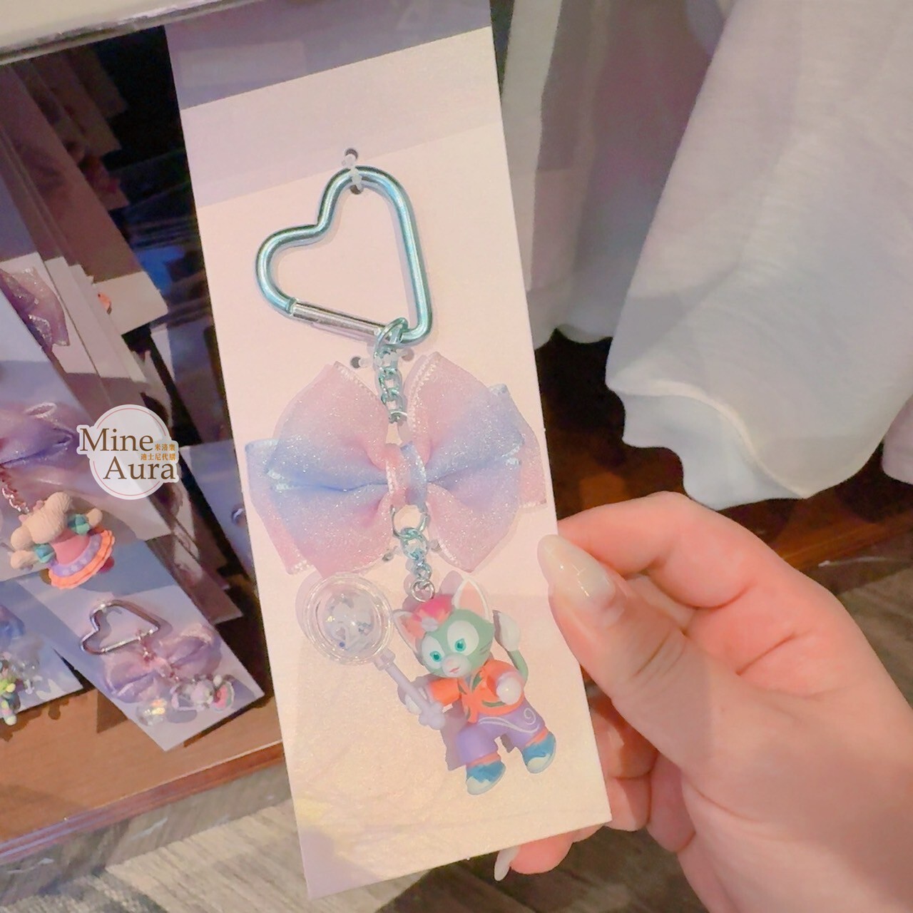 20周年奇妙派對 達菲Duffy與好友 傑拉托尼 畫家貓 Gelatoni 蝴蝶結 愛心造型 鑰匙圈 吊飾 -香港迪士尼樂園