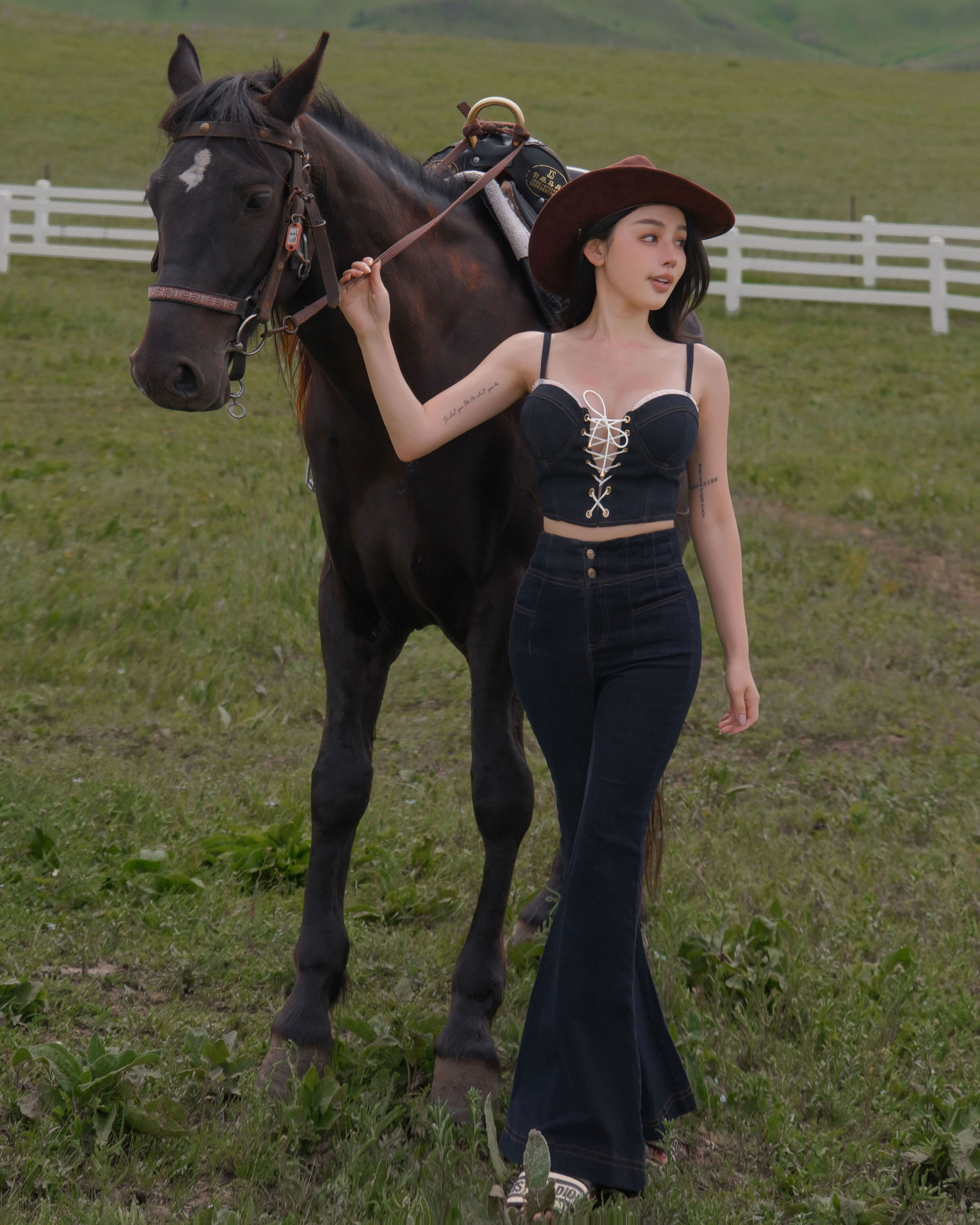 訂製-高腰雙釦牛仔喇叭長褲