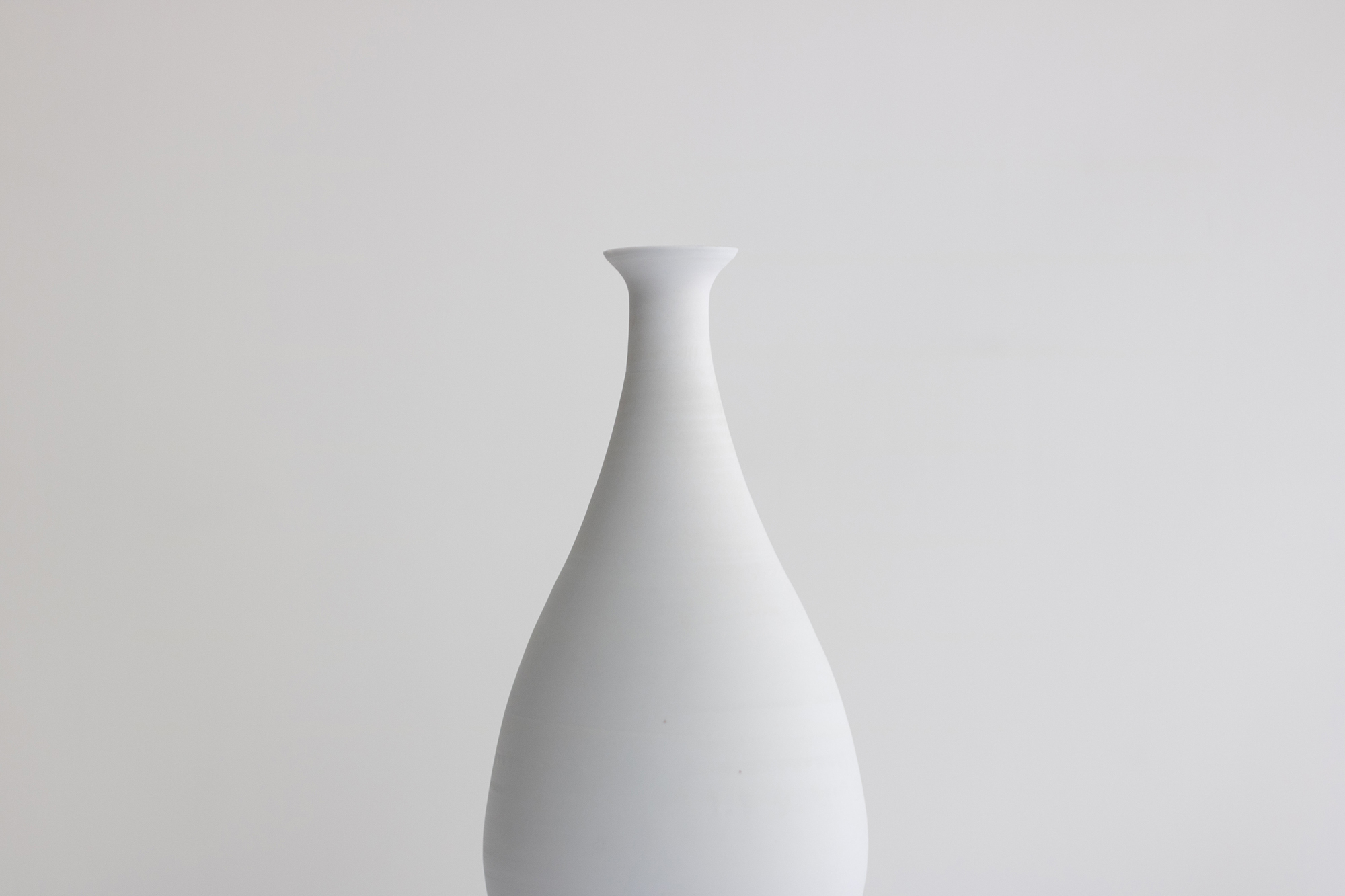 +g 吉田直嗣-花器 白黑