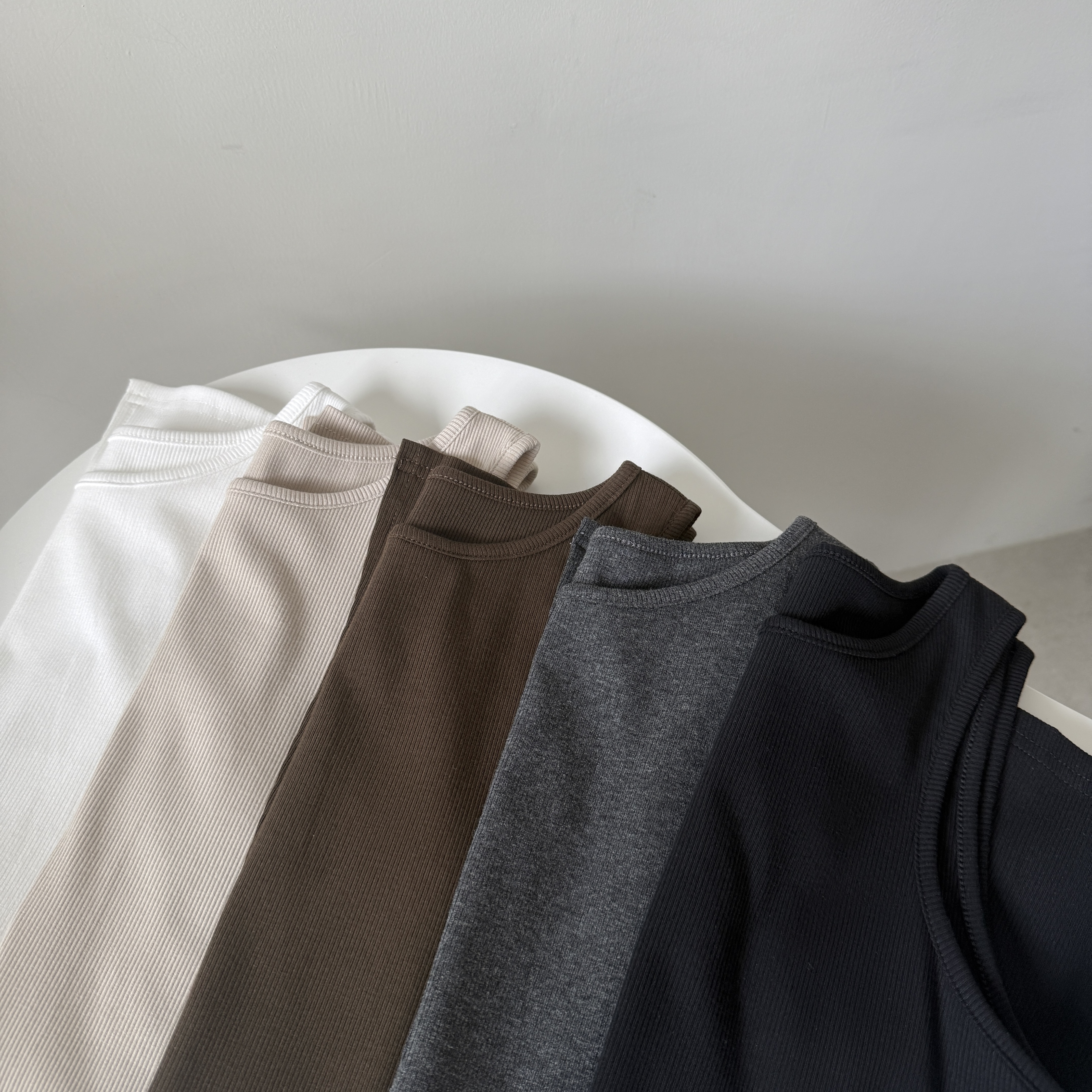 直覺切口前開衩背心