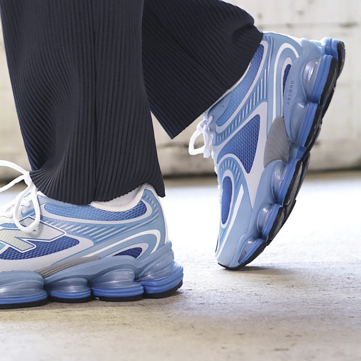 「SS預購」New Balance NB 2000 休閒跑步鞋 藍色 U2000PBB