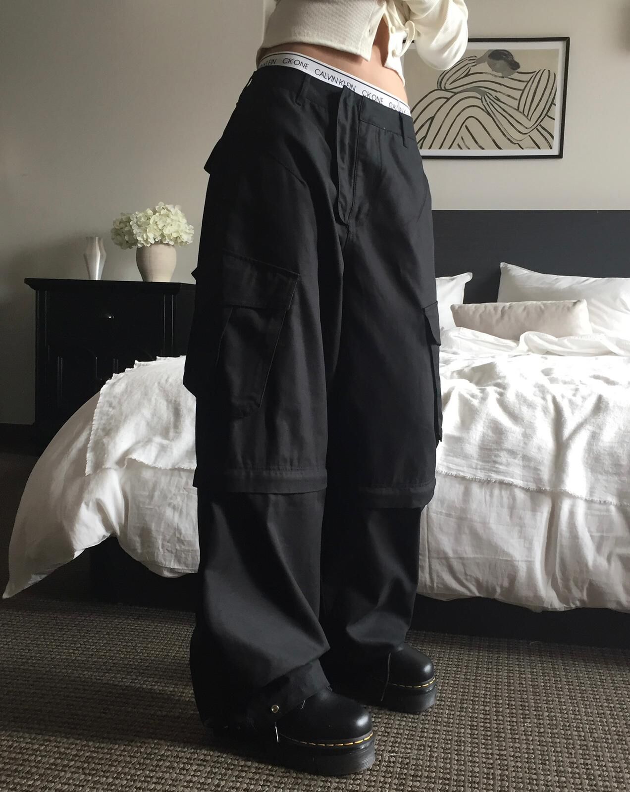 Modimood Momuseo 3Way Bermuda Cargo Pants - 2 colors Modimood Momuseo 3Way Bermuda Cargo Pants - 2 colors