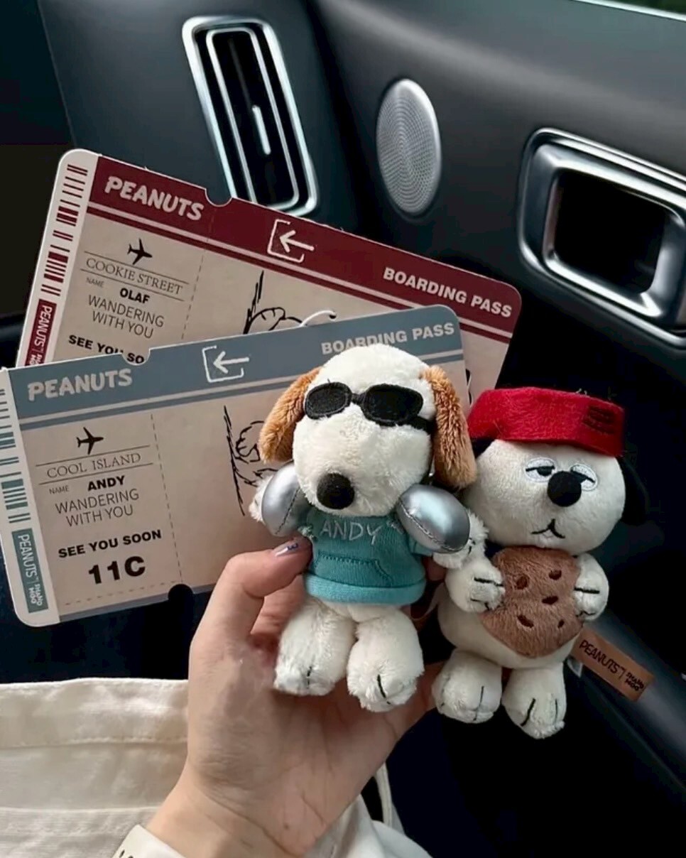 Peanuts Snoopy 史努比 在路上系列吊飾 Olaf 歐拉夫 Andy 玩偶 4款