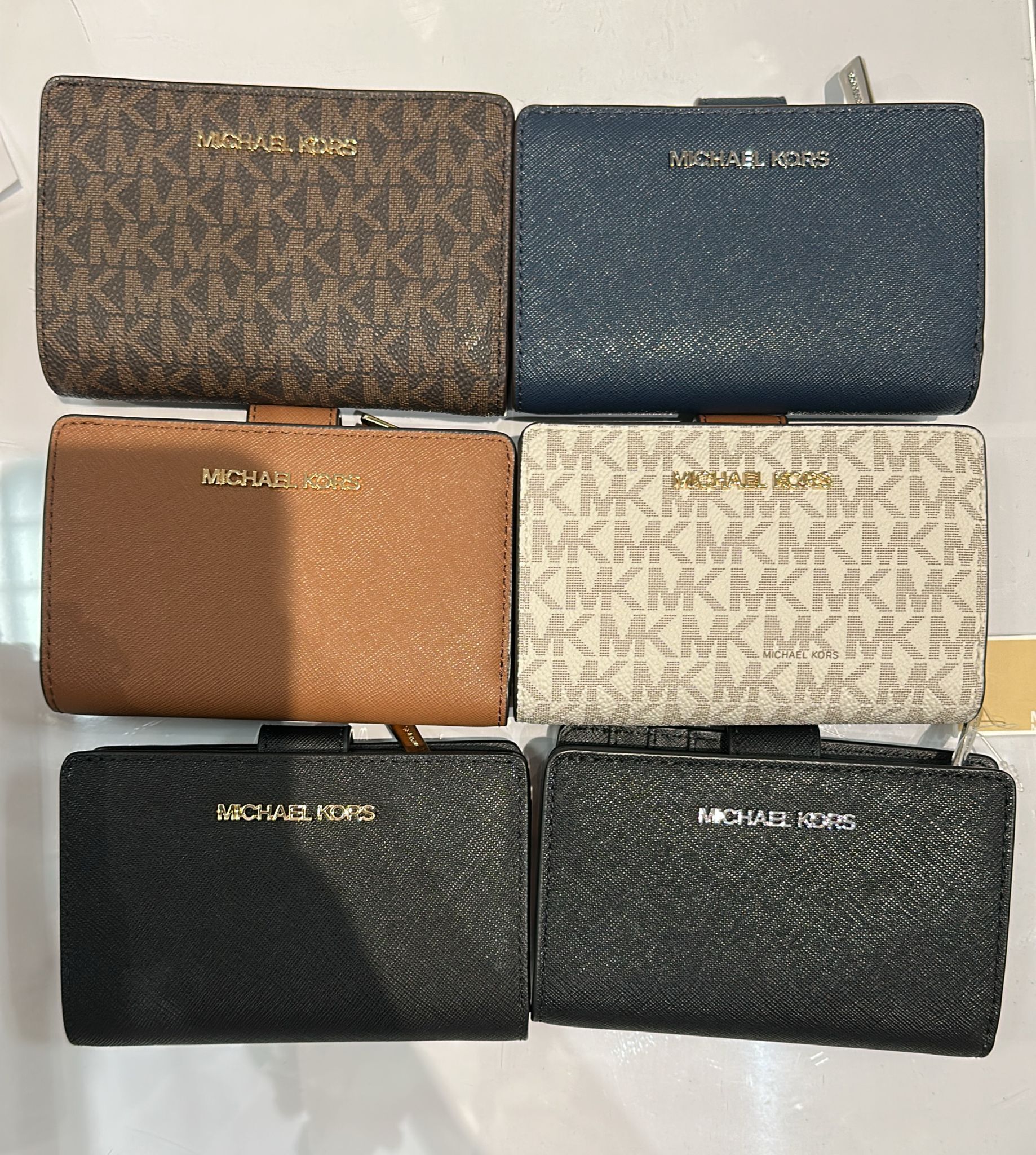 【直播】Q063099 Michael Kors 中銀包