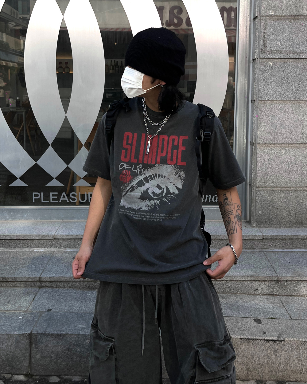 凡爾賽玫瑰顏料短袖T卹