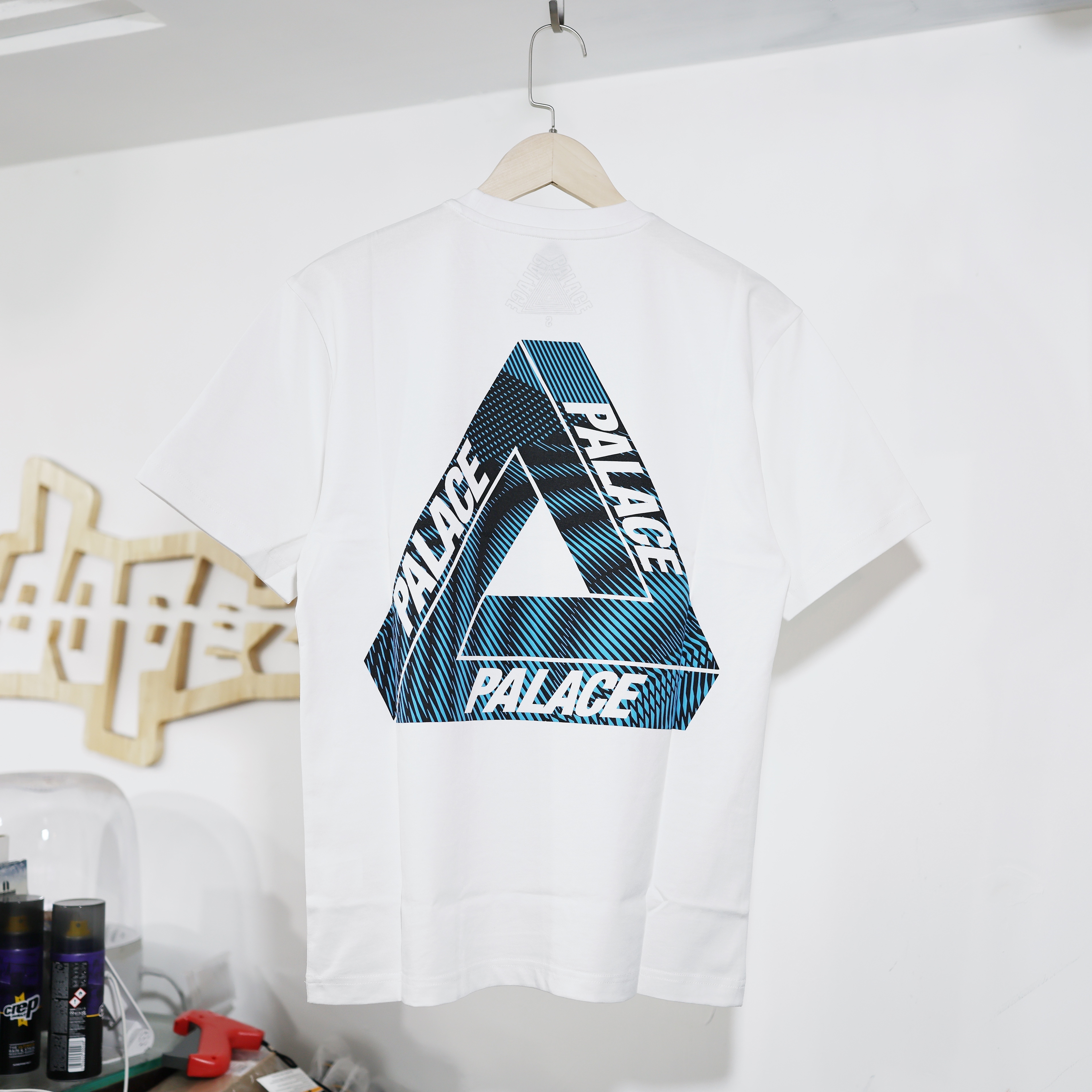PALACE Tri-Vex T-Shirt White/Blue