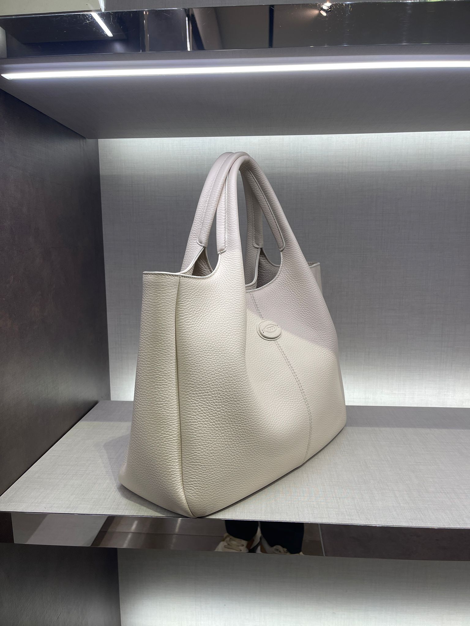 Tods Bag Leather Top Handle Bag Cream