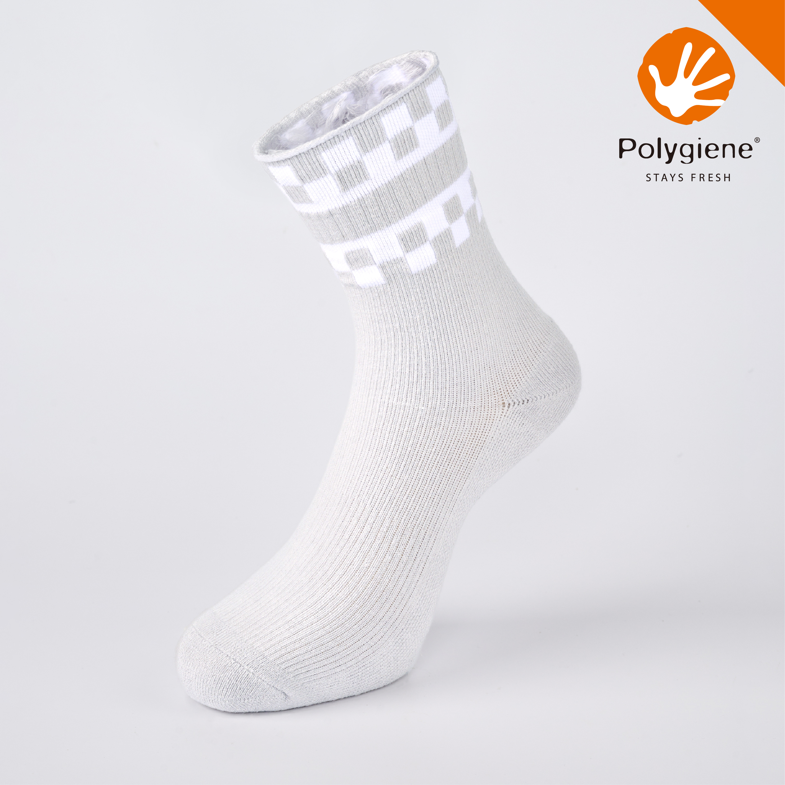 空白鍵 抗菌運動中筒襪〈灰〉