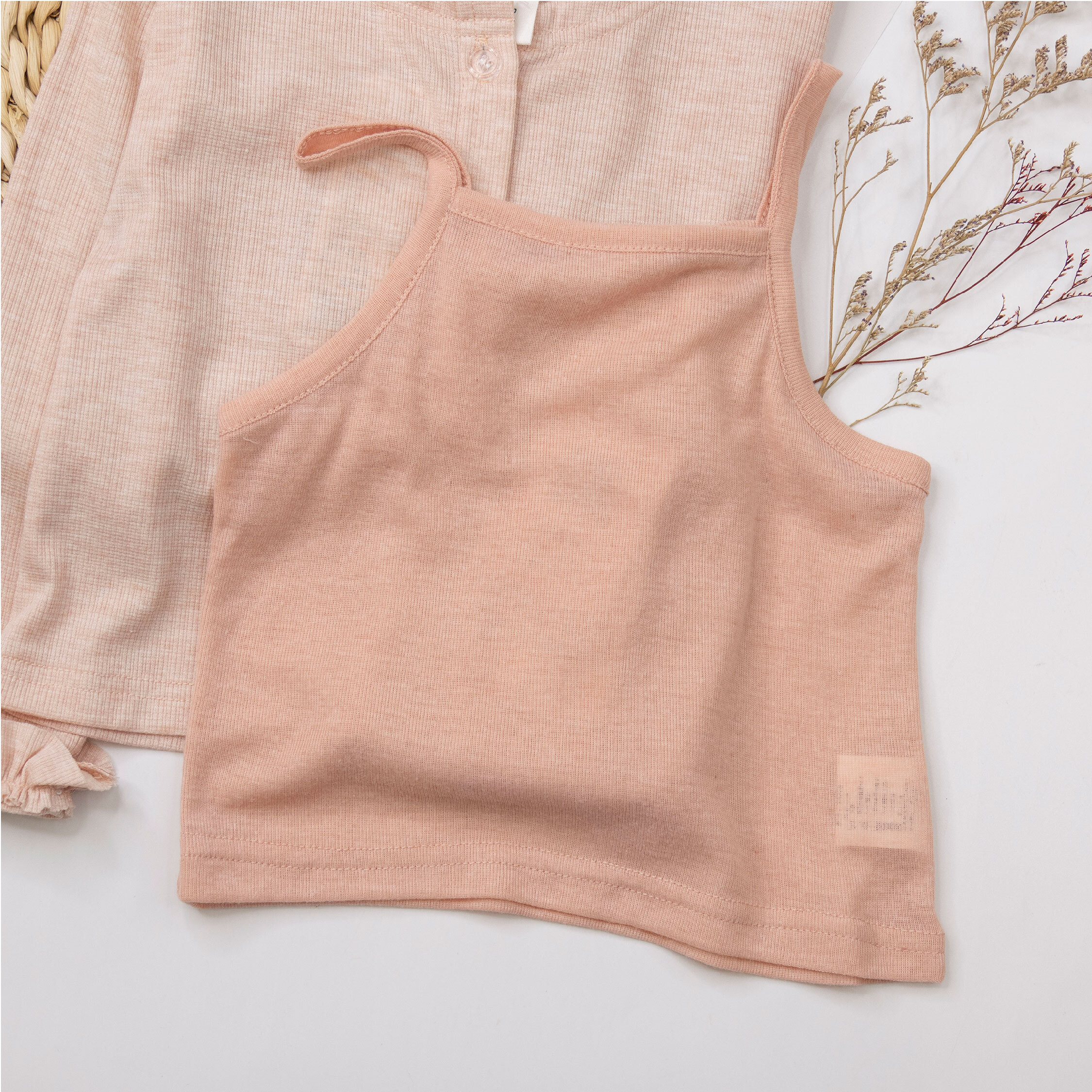 【H50747】粉嫩舒適細肩帶背心