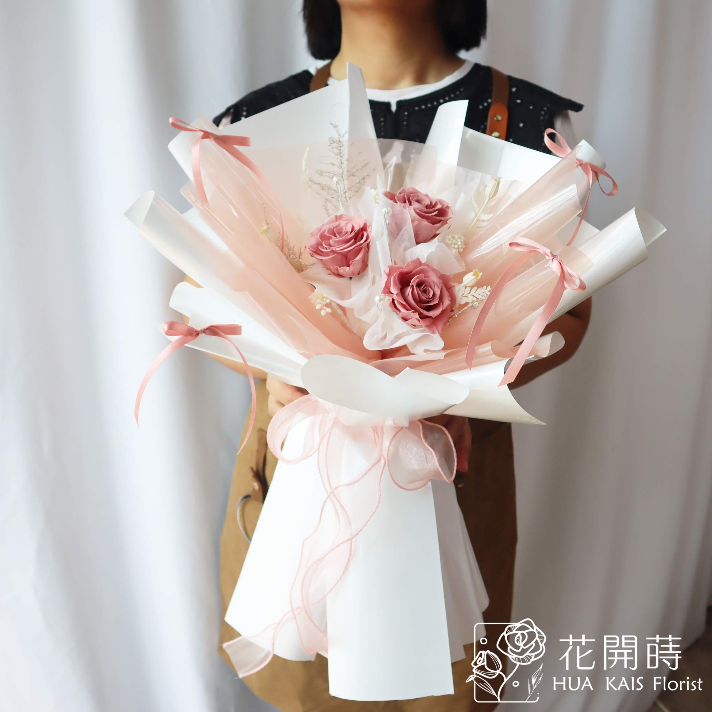 永生花束|莓果粉L號永生玫瑰花束|告白花束|情人節花束|求婚花束|永生花|ins緞帶風|韓系花束