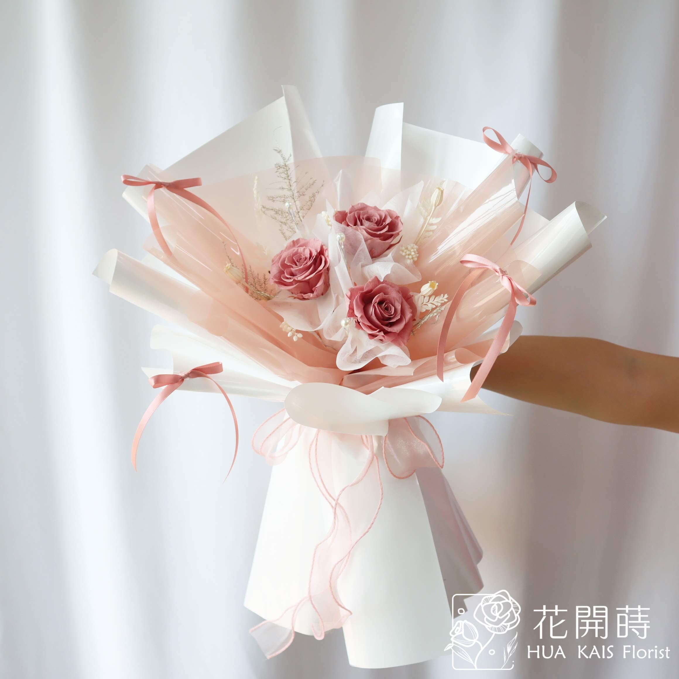 永生花束|莓果粉L號永生玫瑰花束|告白花束|情人節花束|求婚花束|永生花|ins緞帶風|韓系花束