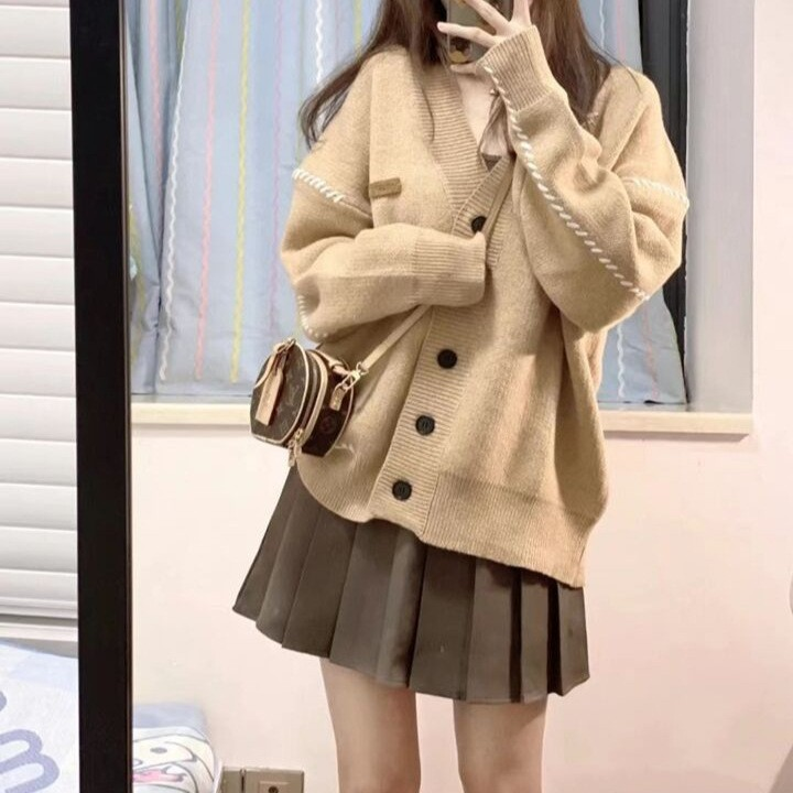 Loose Fit V-Neck Knit Cardigan in Cozy Slouchy Style