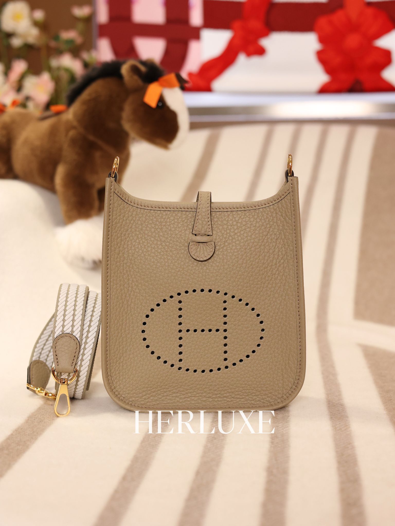 Evelyne mini 8Q beige marfa cc tc W 編織帶 (一代:肩帶長105cm)