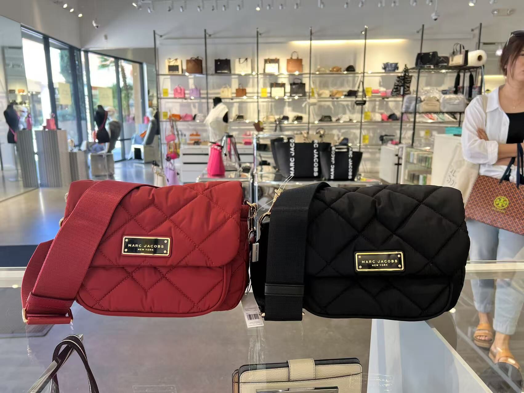 【現貨】Marc Jacobs LL070203 郵差包