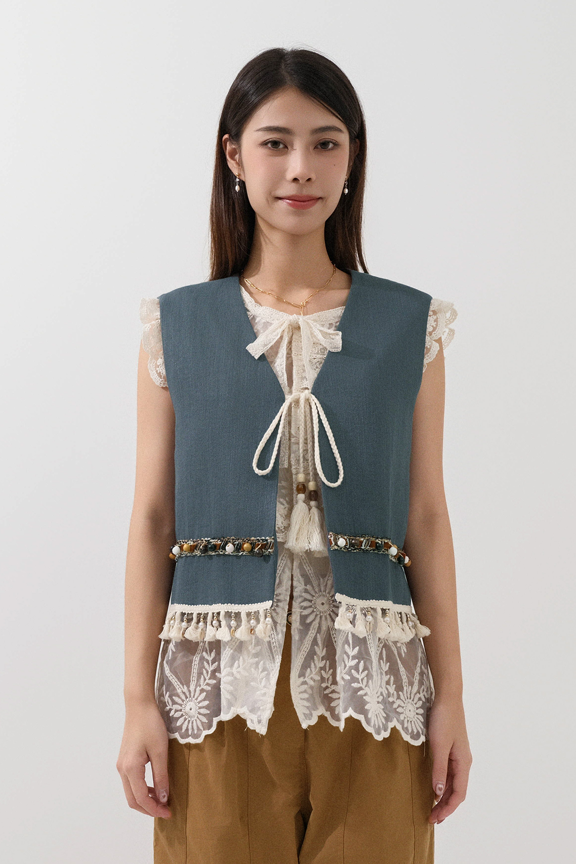 民族裝飾帶背心外套 (*現貨款式）