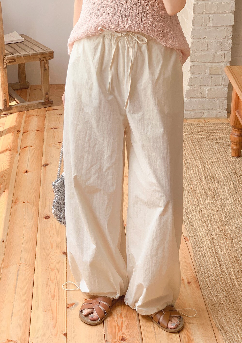 韓國grace muse授權 夏嶼微風尼龍抽繩褲口鬆緊寬褲