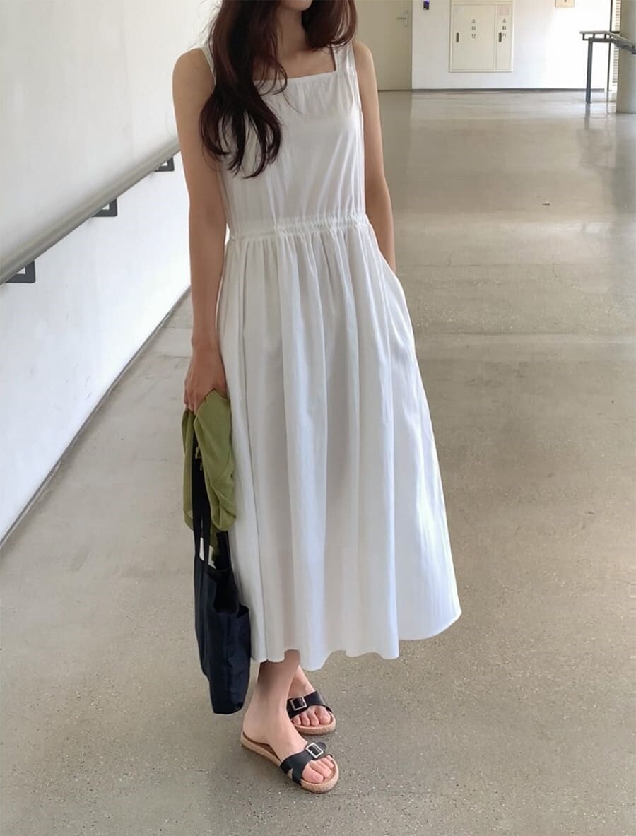 韓國Cherrykoko授權 甜嫩氣息抽繩縮腰方領無袖洋裝