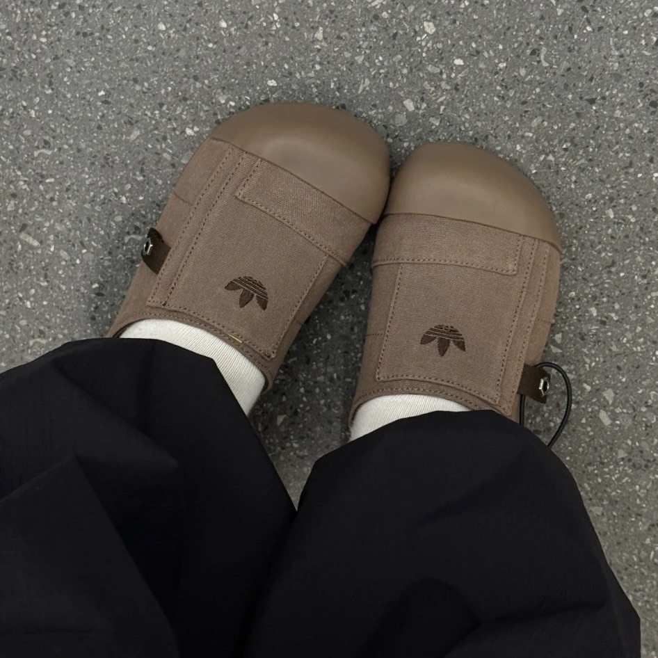 ADIDAS ORIGINALS ADIMU穆勒鞋 勃肯 懶人拖鞋 可可色 JR3586