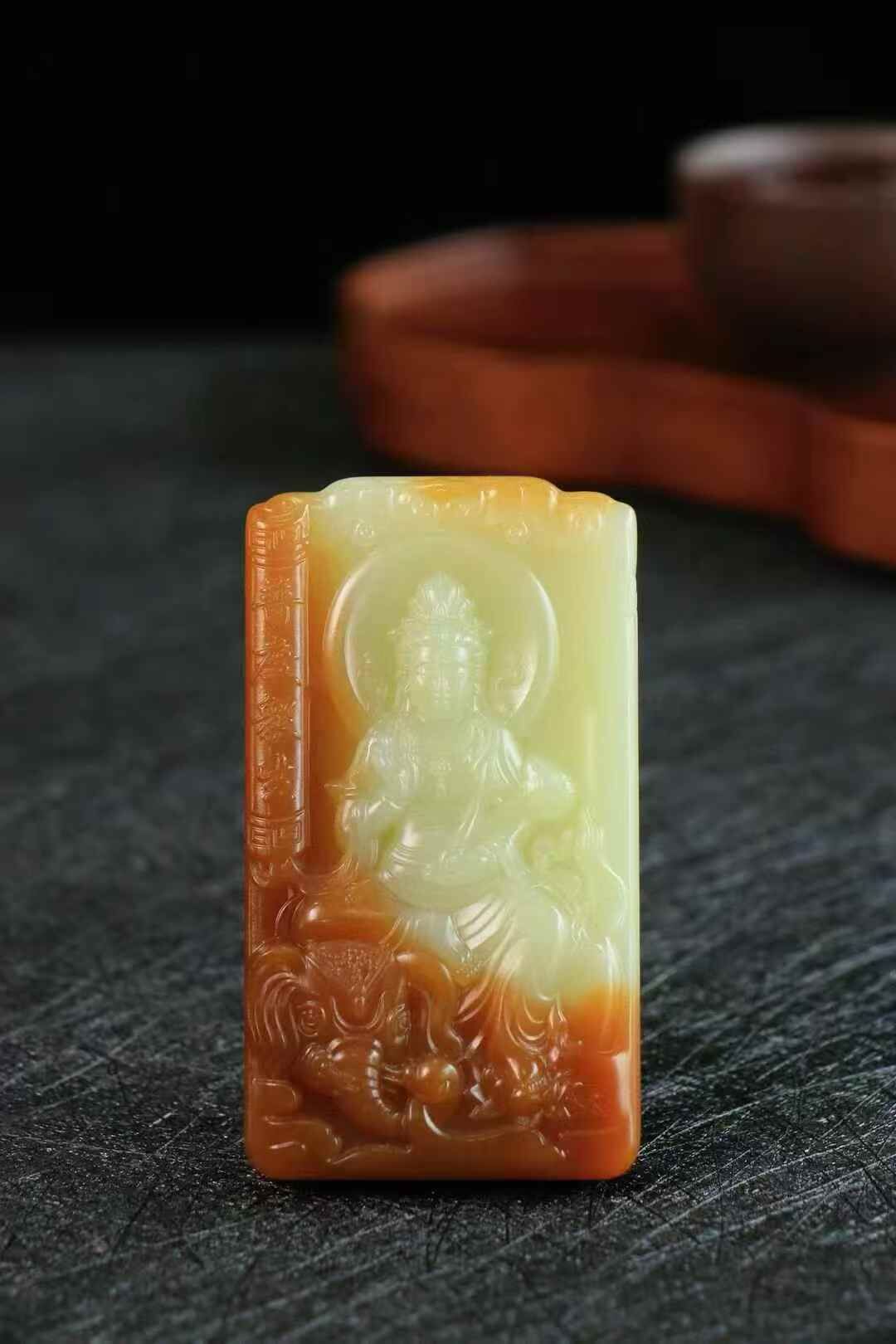 61879 和田玉糖白普賢菩薩