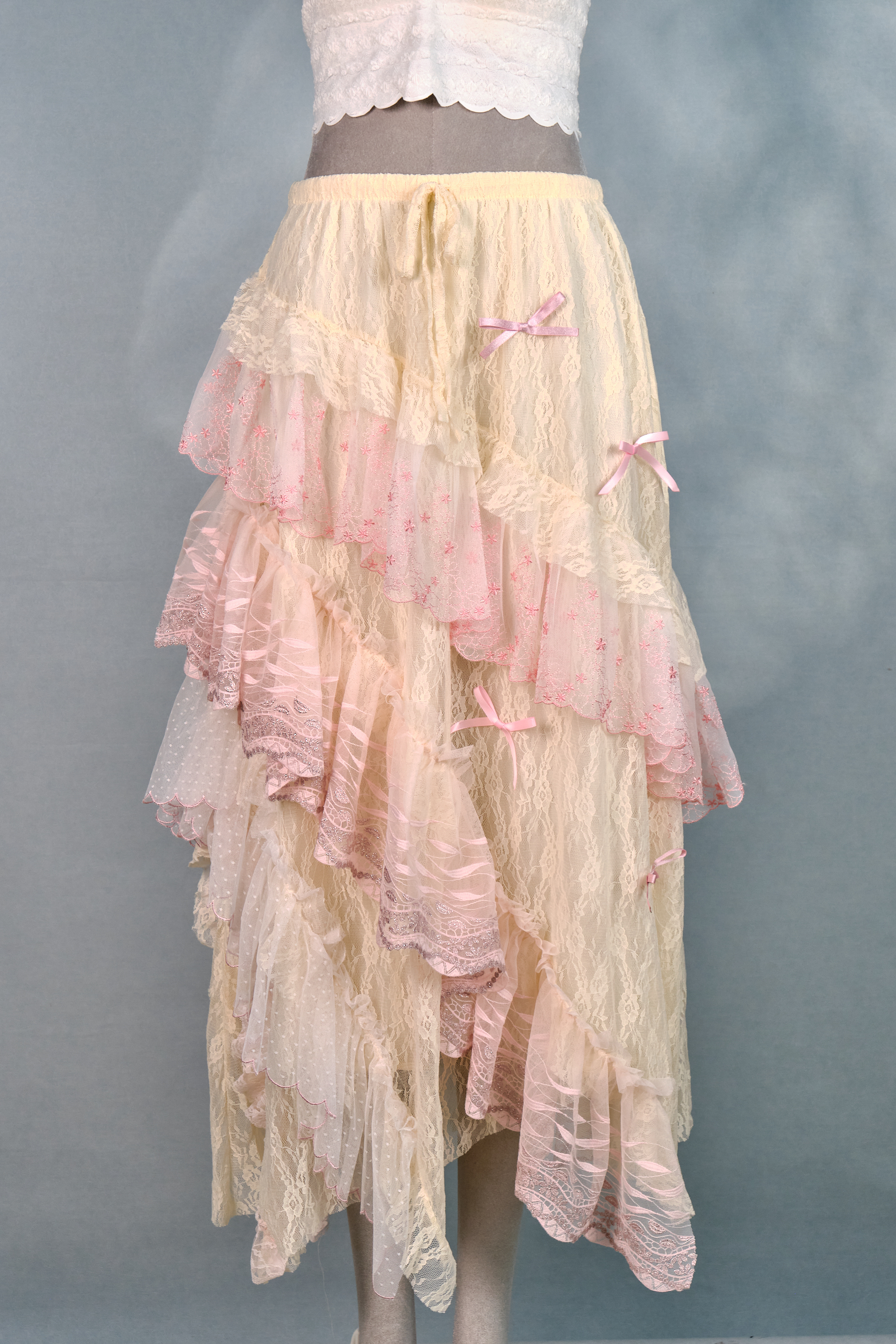 12353 Twill Lace Cake Skirt