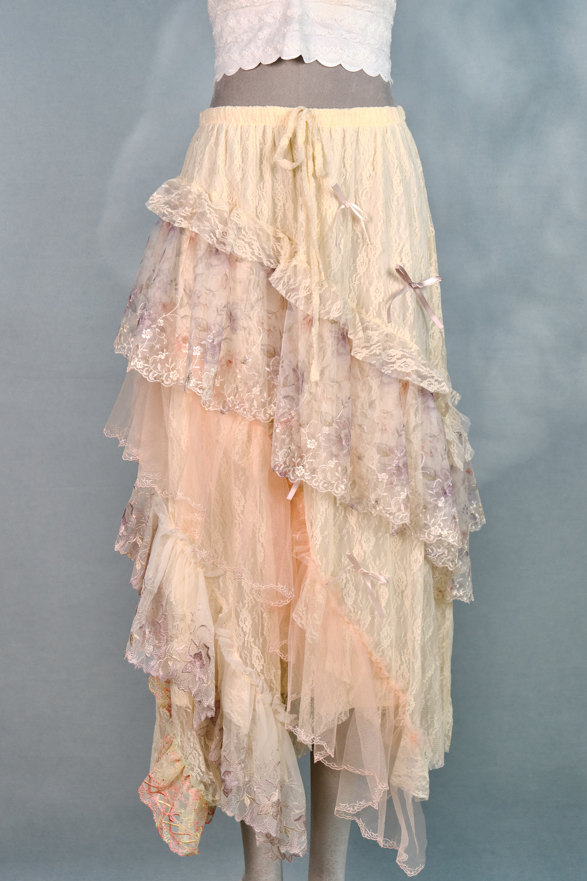 12352 Twill Lace Cake Skirt