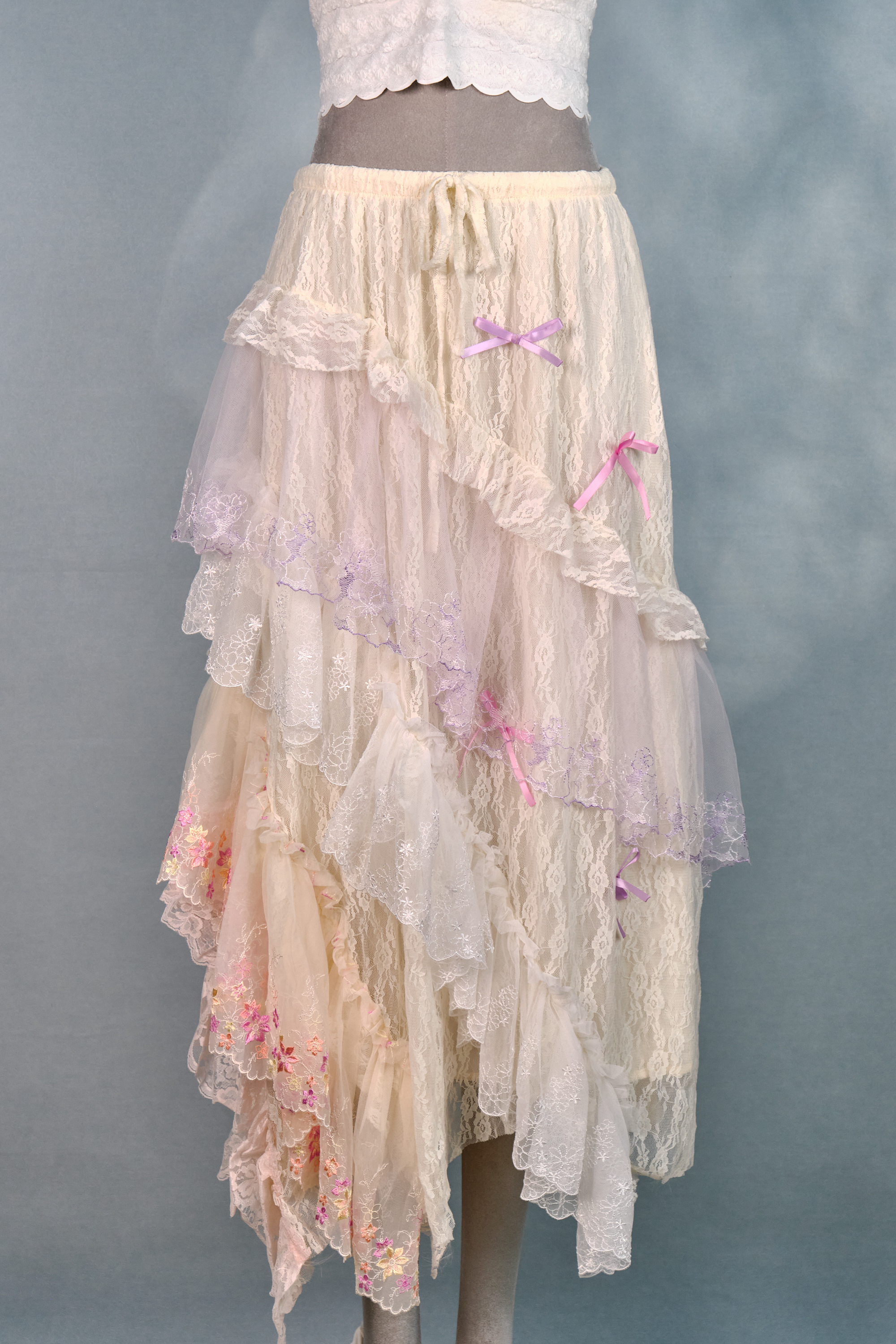 12355 Twill Lace Cake Skirt