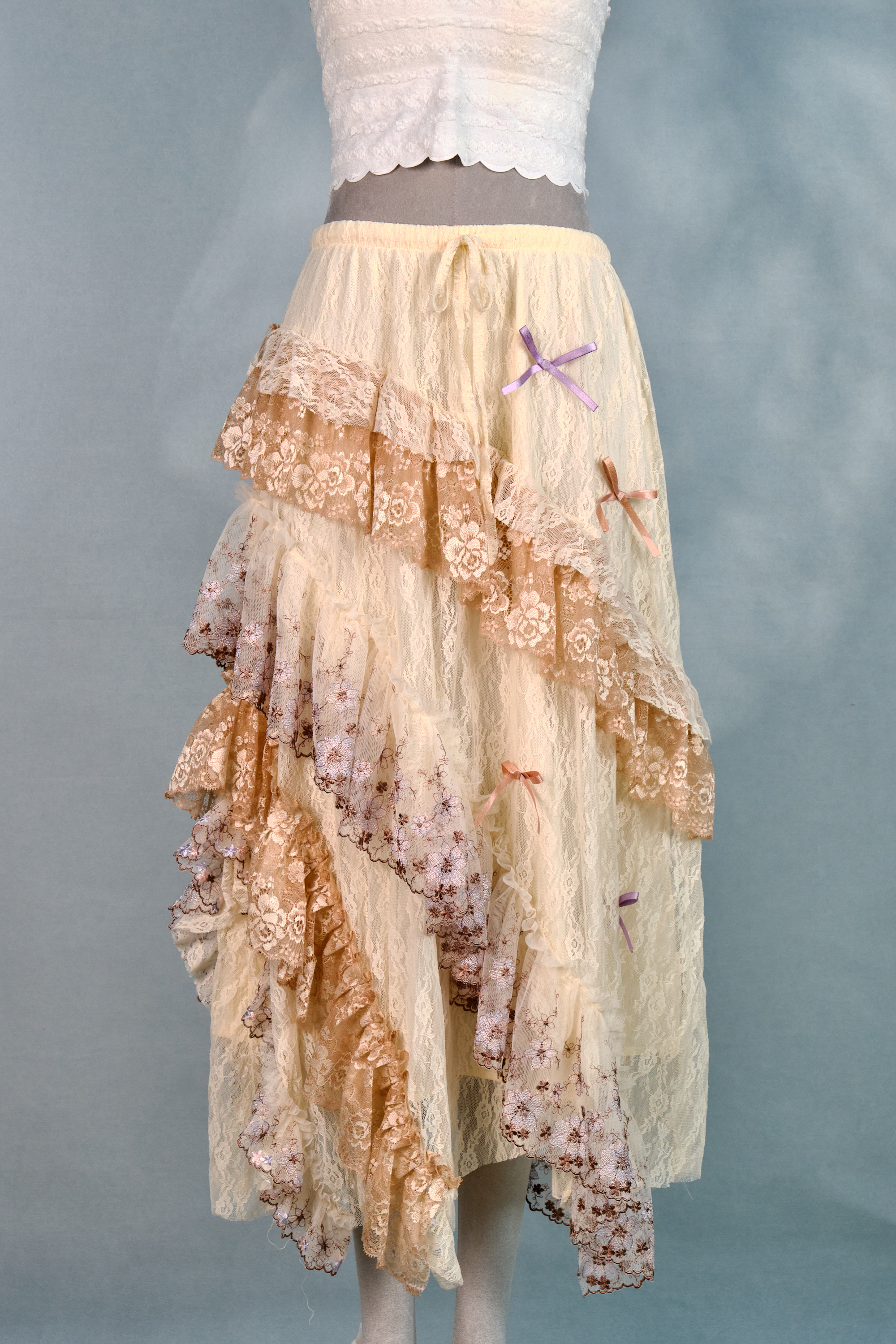 12351 Twill Lace Cake Skirt