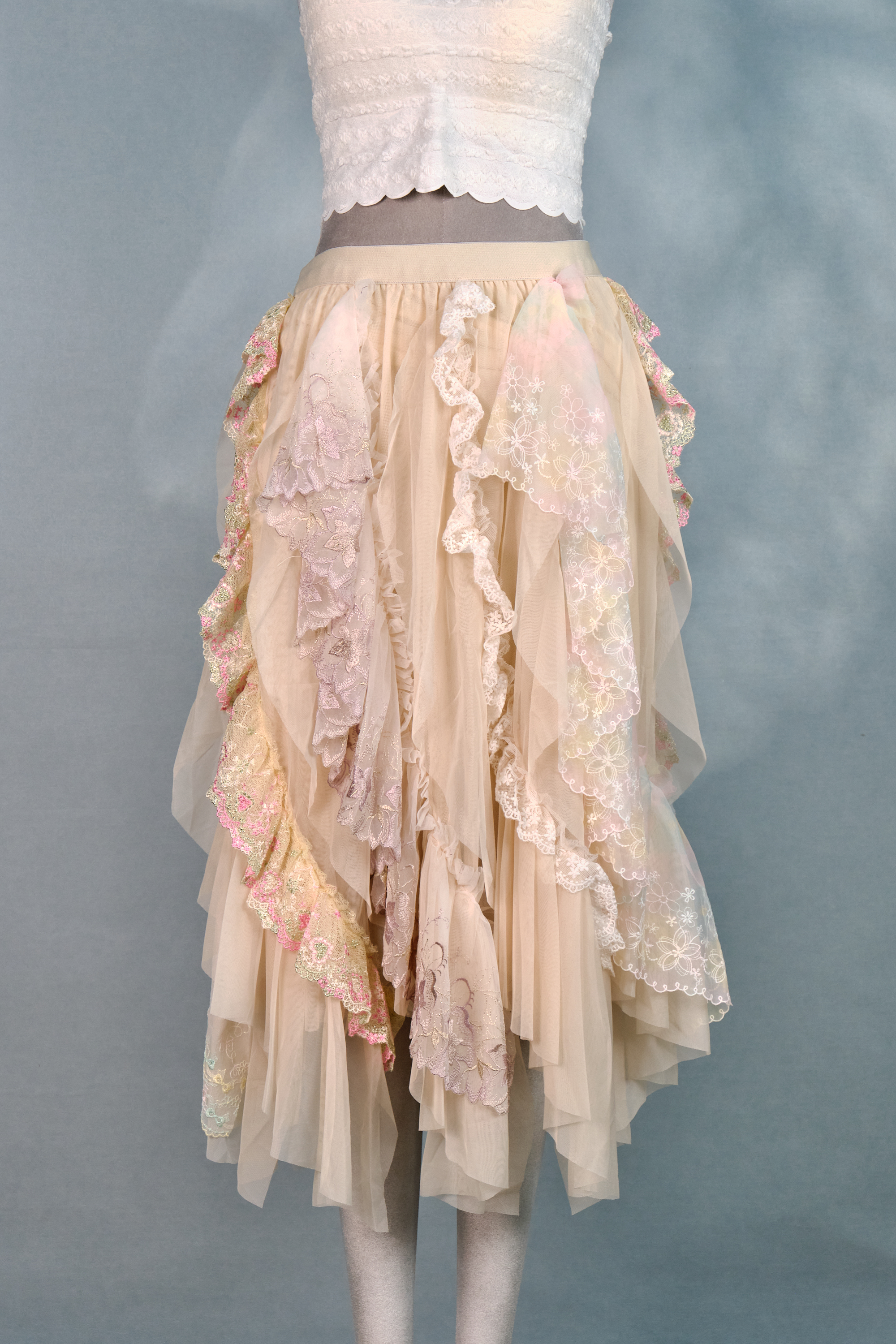 12350 Spiral Heavy-Work Wave Lace Skirt