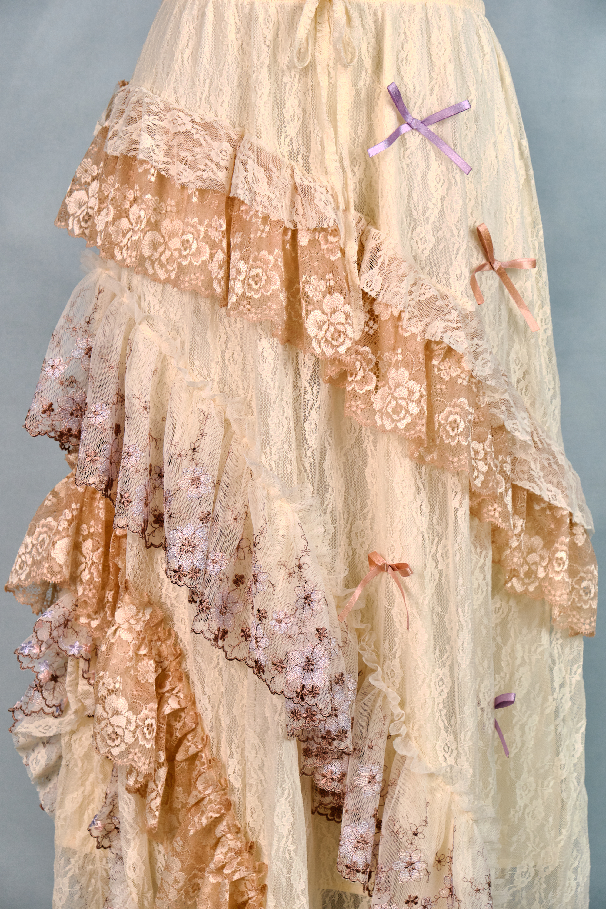 12351 Twill Lace Cake Skirt