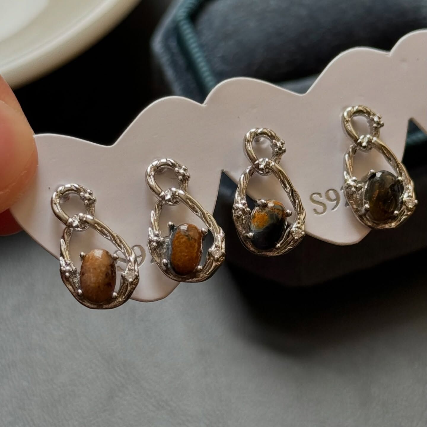 [原石] 彼得石 925銀耳環