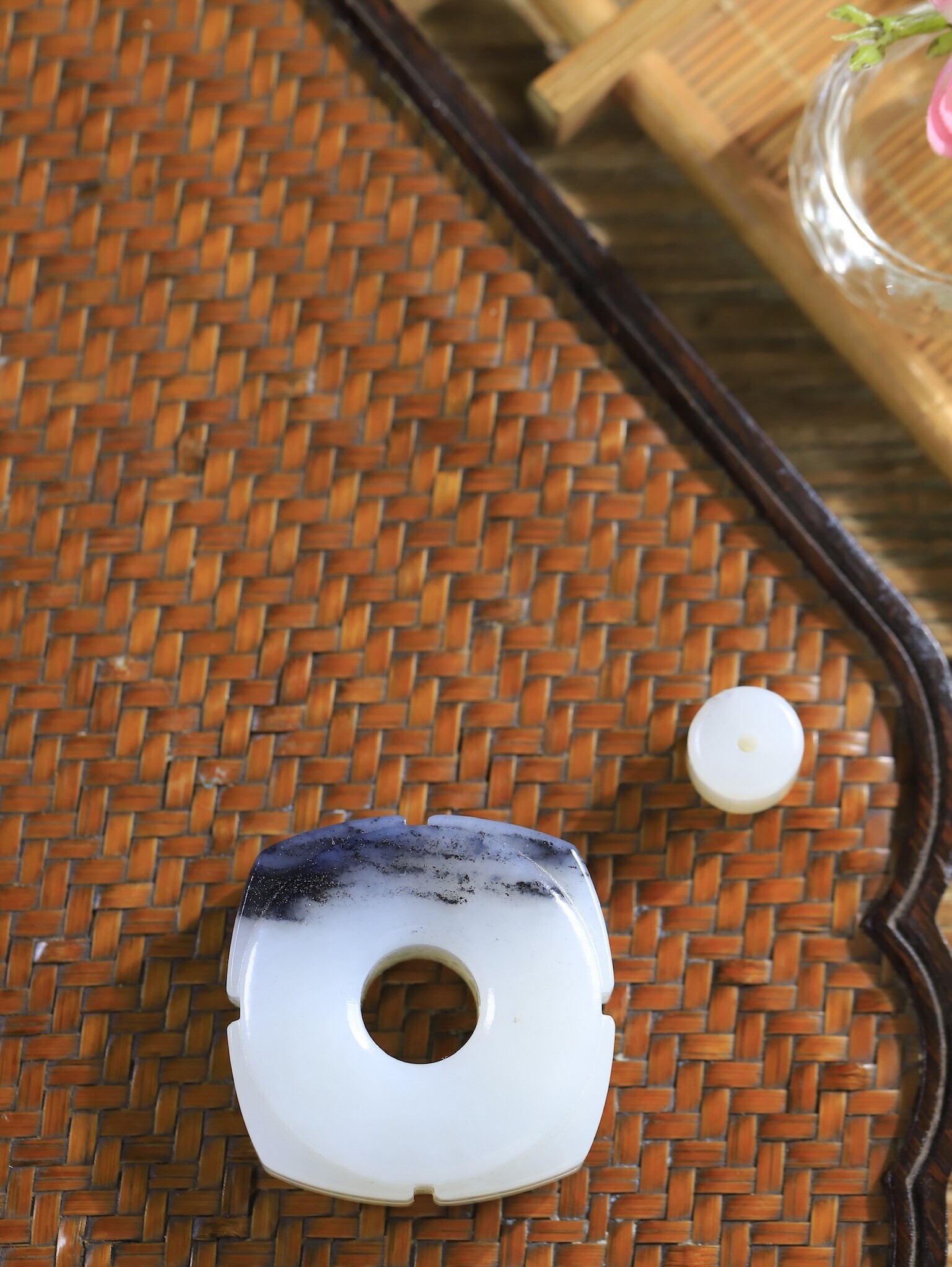 618129 和田玉白玉帶青花玉琮