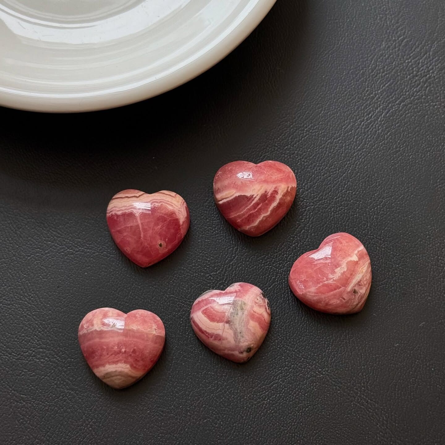 [原石] 菱錳礦 / 紅紋石 愛心