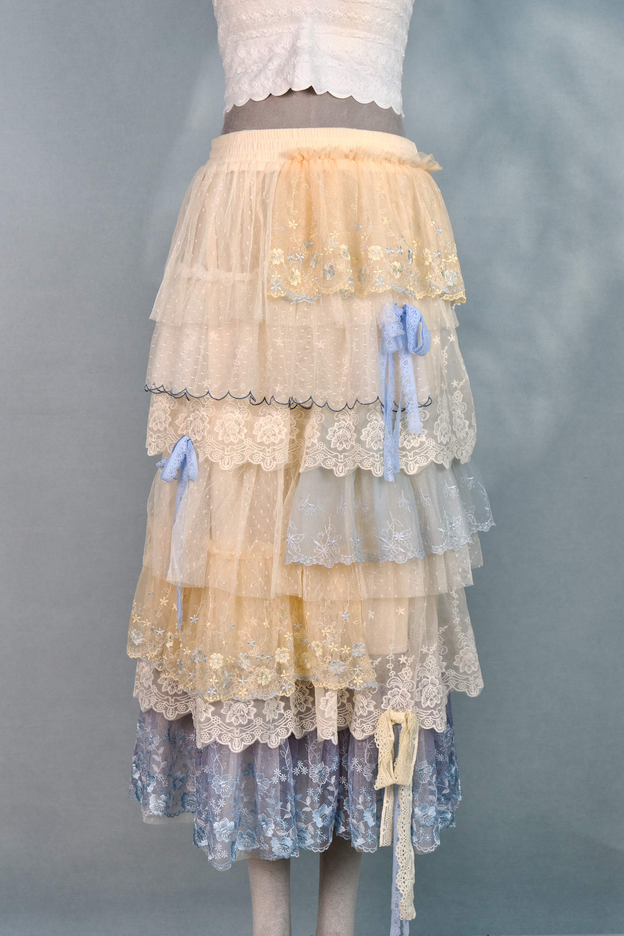 12368 Classic Signature Lace Cake Skirt