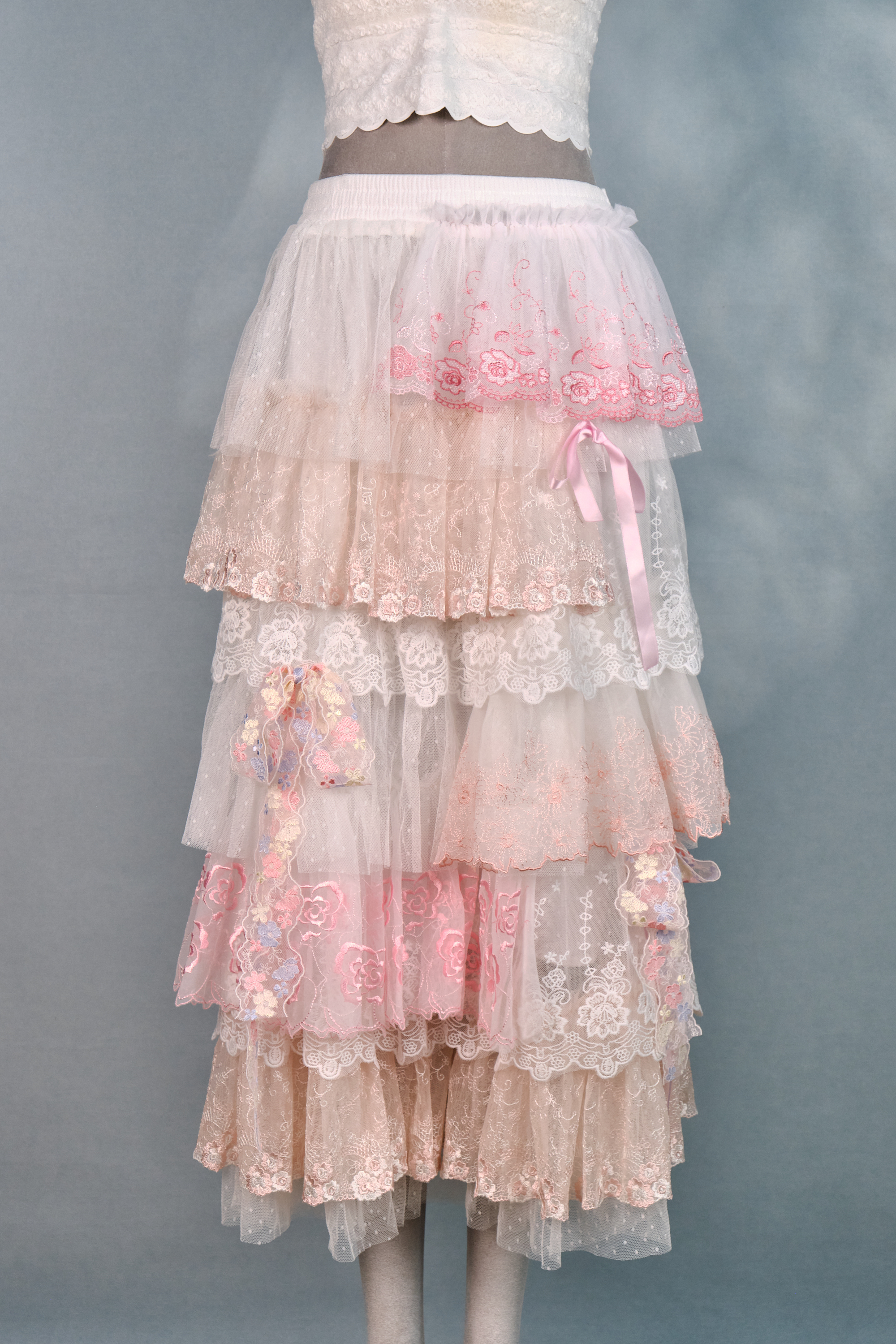 12367 Classic Signature Lace Cake Skirt