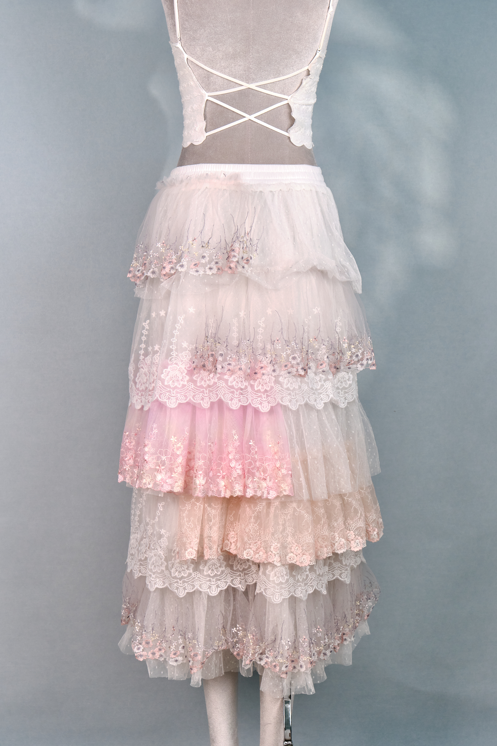 12365 Classic Signature Lace Cake Skirt