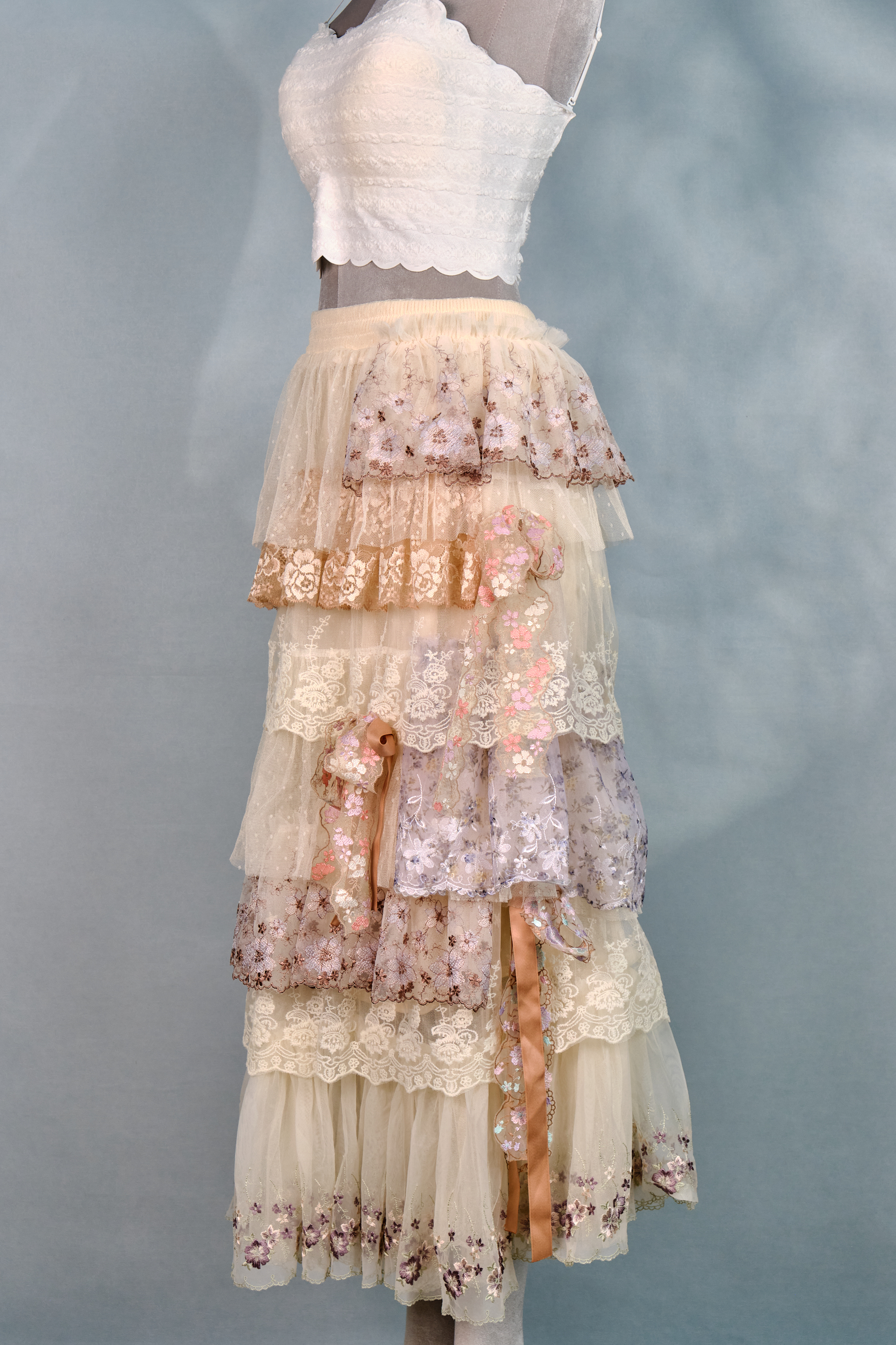 12359 Classic Signature Lace Cake Skirt