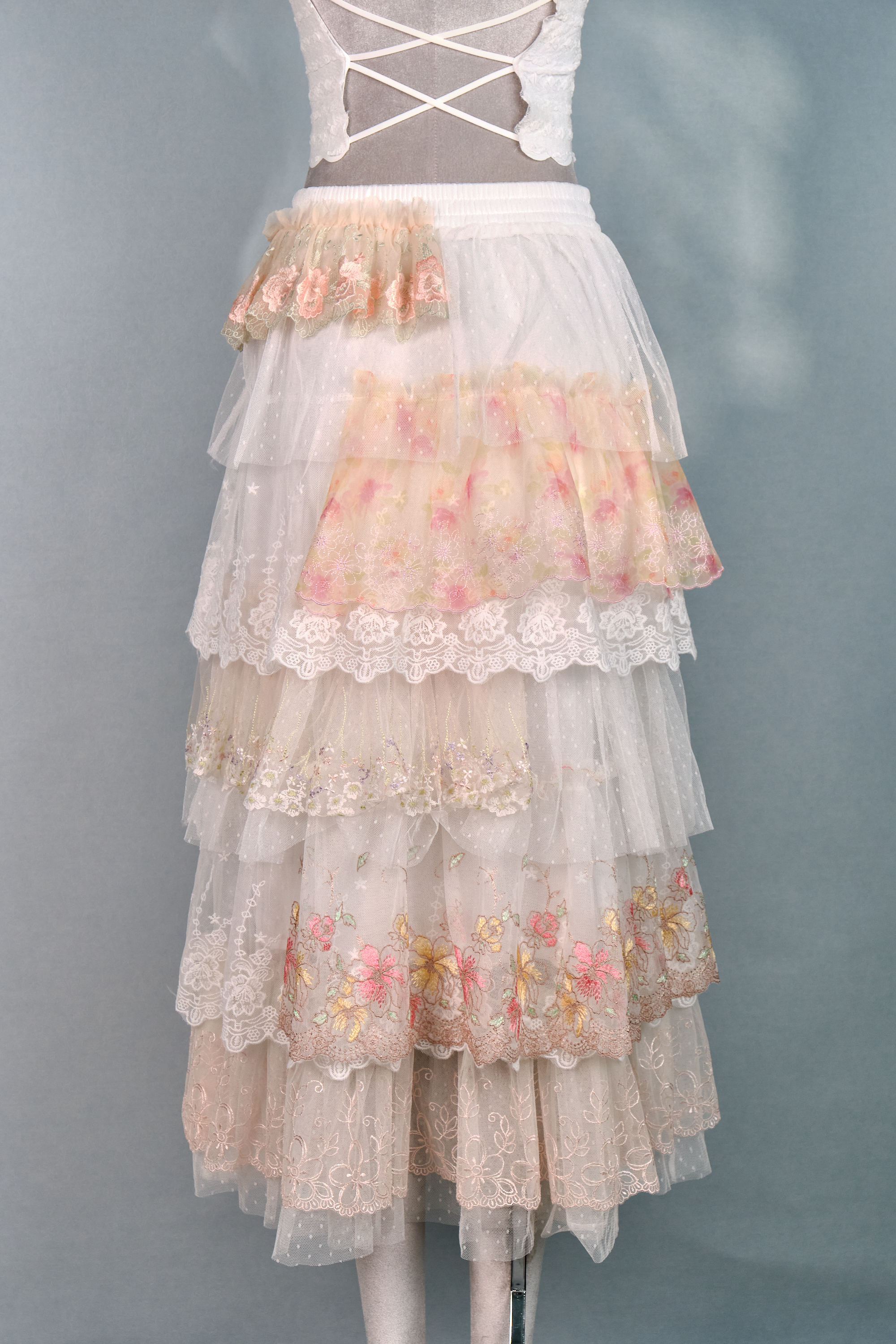 12363 Classic Signature Lace Cake Skirt